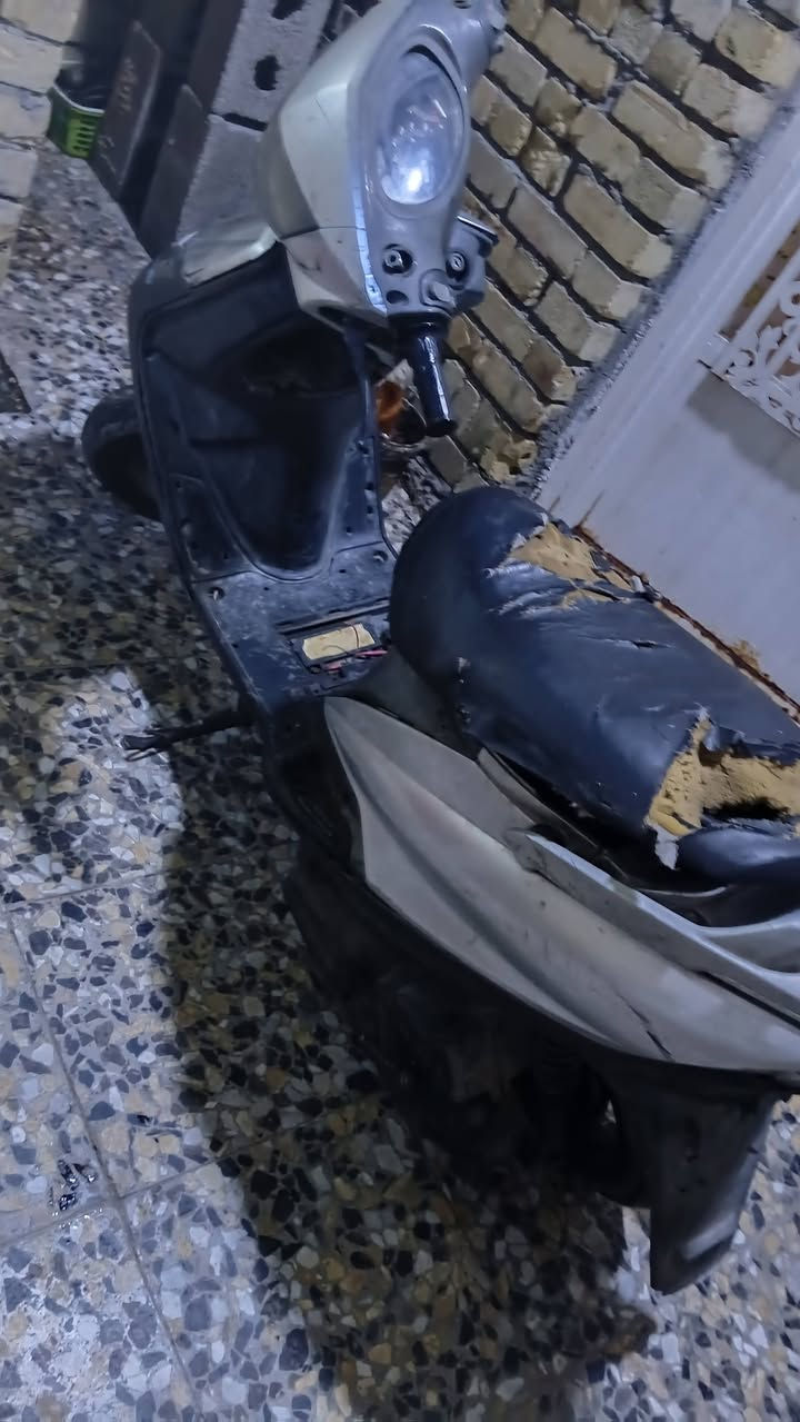 ماكس ثعلب • ١٤٠ • طفت فجأة