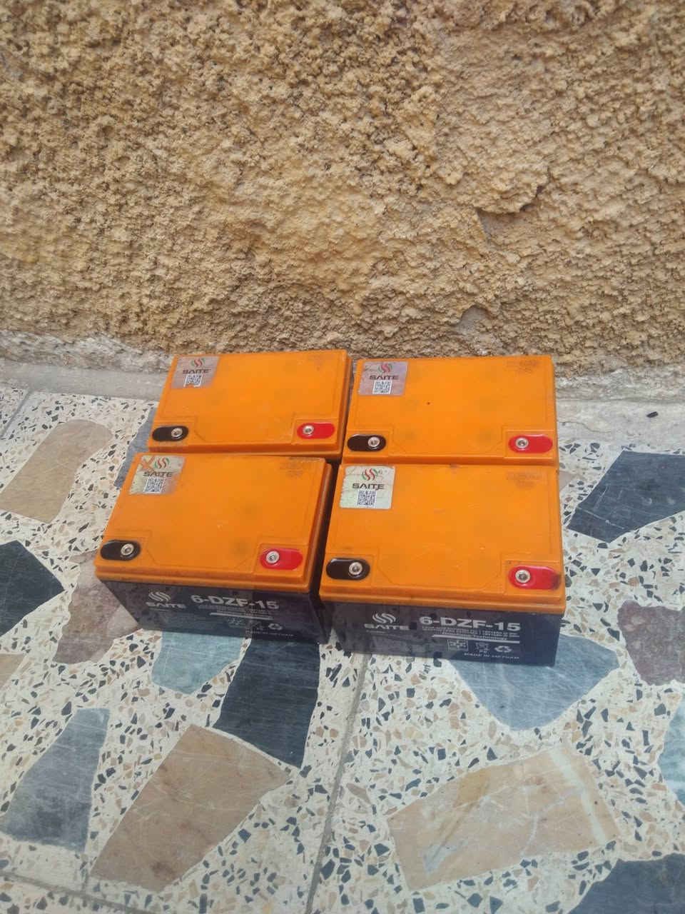 بطاريات • ١٣٫٥ فولت ١٥ أمبير • مدينة الصدر