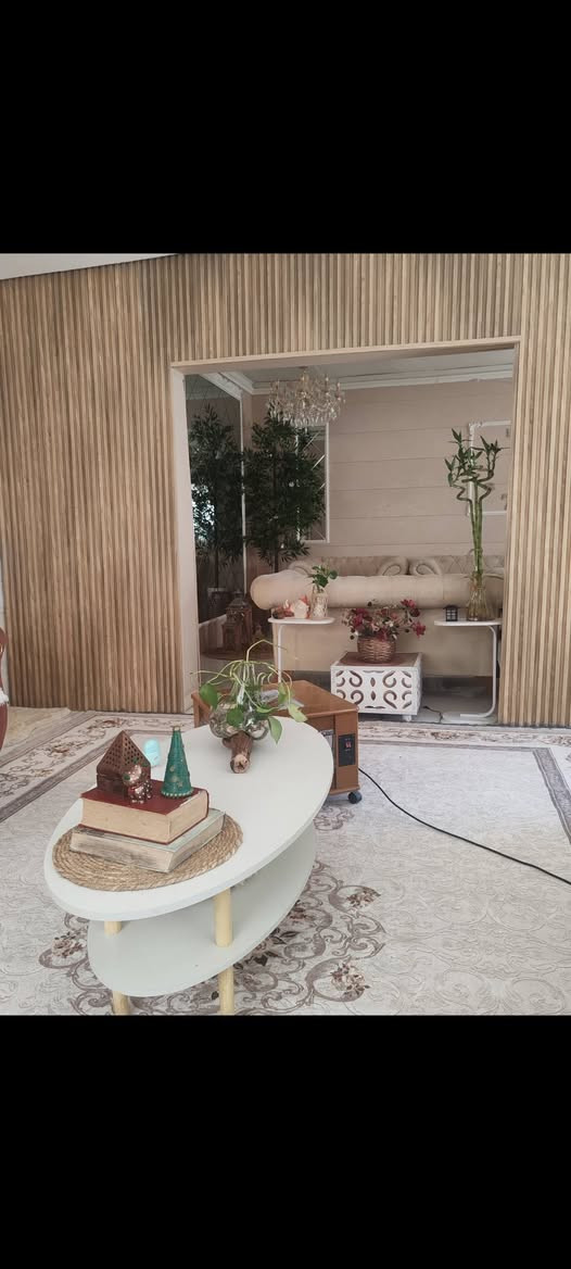 بيت لبيع بداموك خلف مدرسه طوعه بصف الركن مساحته ١٥٠ قديم بس مرمم ونضيف صالح لسكن طرمه جبيره وحديقه صغيره بصف الركن الاتصال ***********
