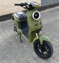R9 • ٥ بطاريات ٣٢ أمبير • بصمة تشغيل عن بعد