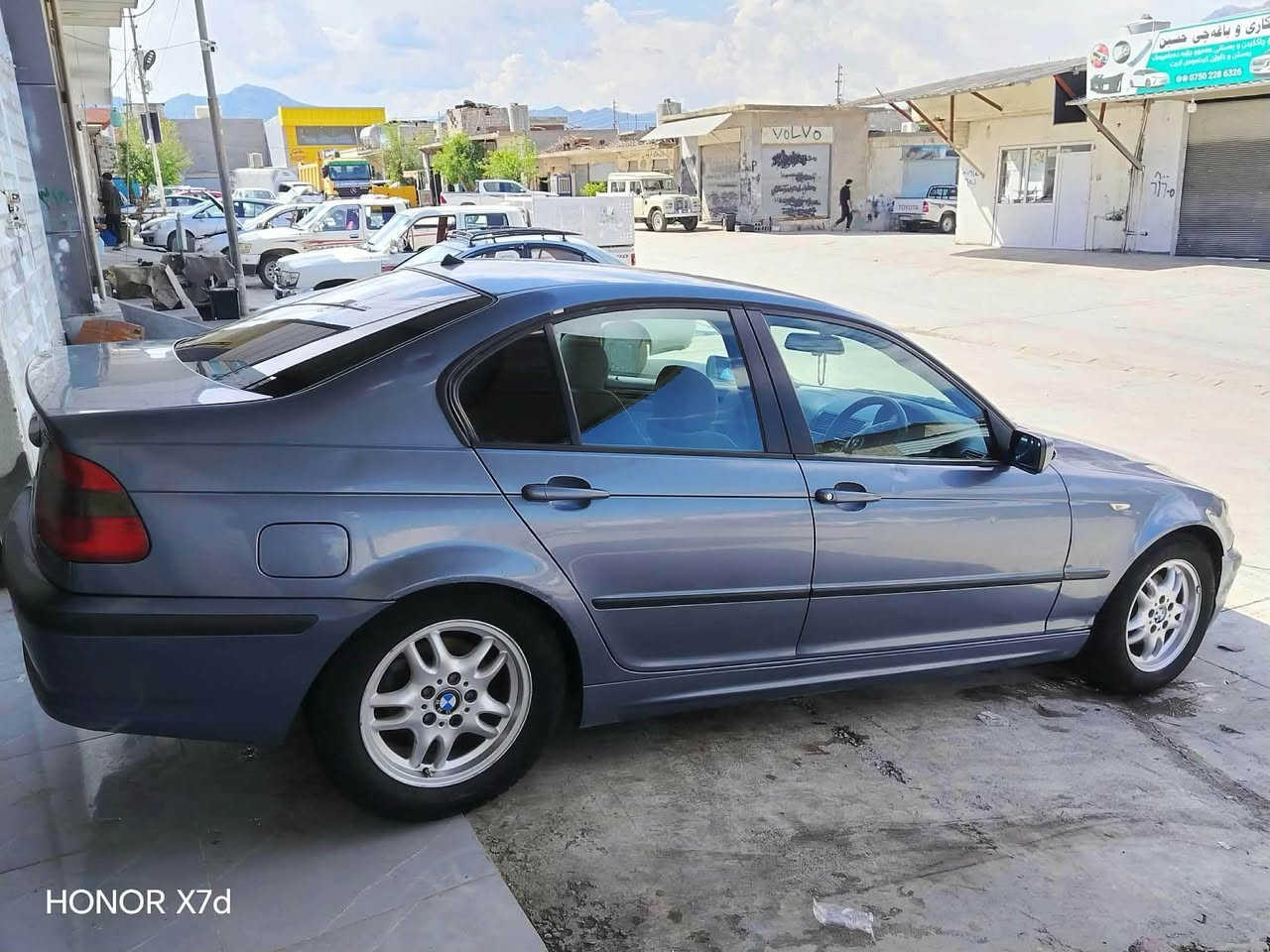 بي إم ٣١٨ • جير عادي • رانية