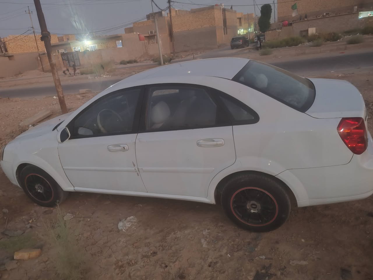 اوبتره 
موديل 2011
رقم بصره عندي وكاله عامه بيها تحويل ثاني يوم 
مكينه كايمه ابيع كوم حديد 
تبريد شعال 
السياره جاهزه بس المكينه كايمه 
العنوان الكوت زين القوس 
+السعر 55 وبيها مجال بسيط 
الاستفسار ***********
