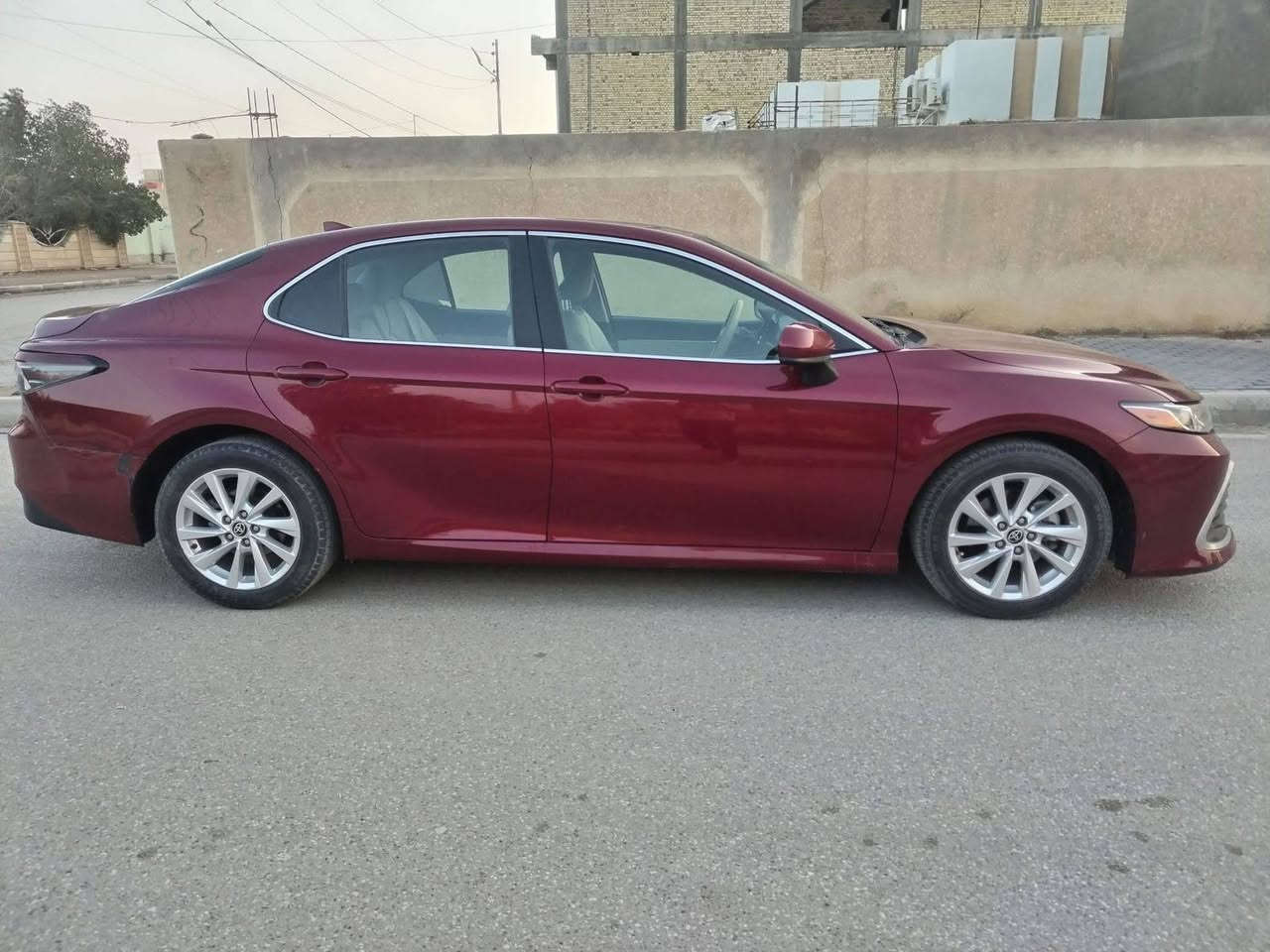 السلام عليكم
كامري 2021 مثنى معوقين 
مواصفات LI 
لون مميز 
الممشى 100ك
سيارة نظيفة استخدام شخصي 
للبيع او المراوس 
واتساب  ***********
