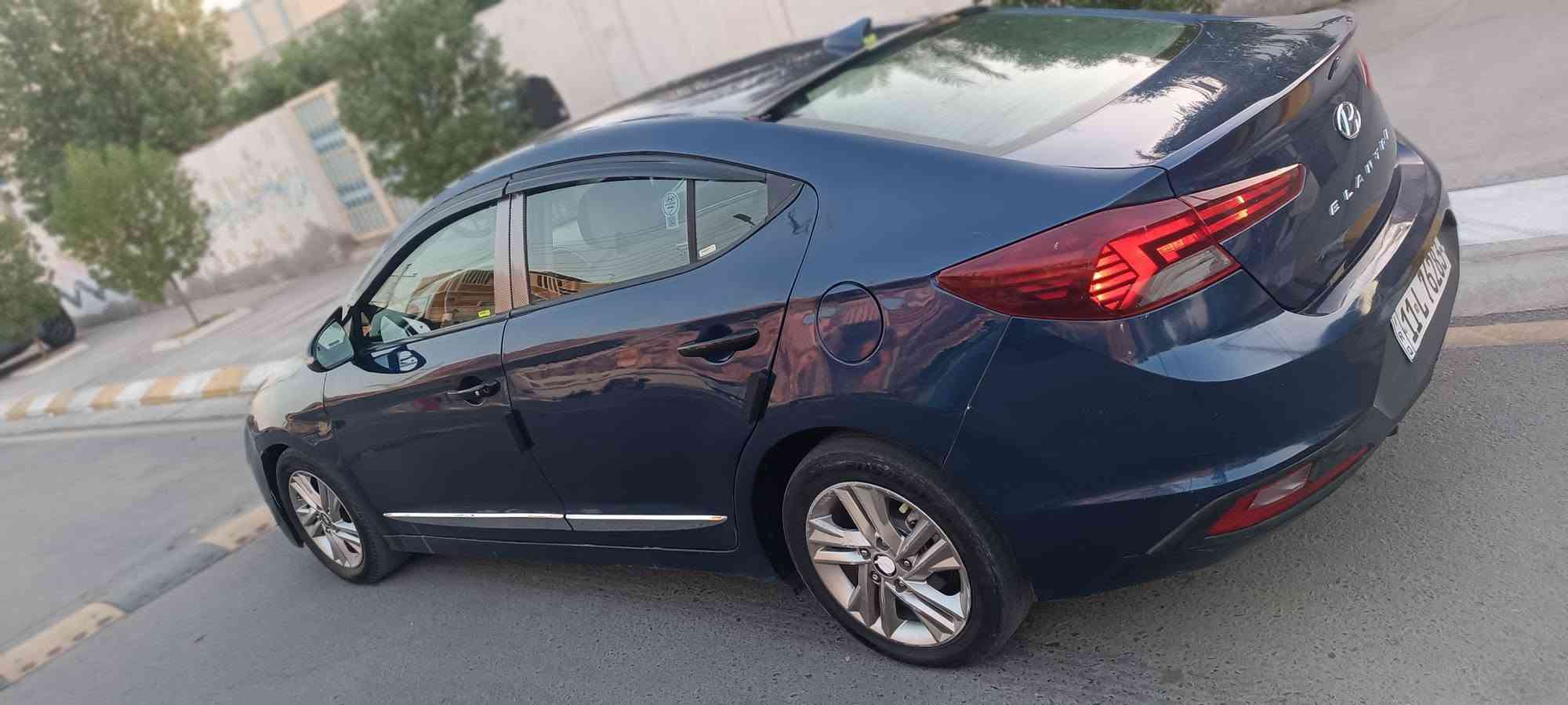السلام عليكم   
اللهم صل على محمد  
بسعر مناسب 
 النترا امريكي 2019
  
  
   شرط التحويل رقم بغداد انكليزي بسمي 
 
محرك 4 سلندر     2000 دوش 
كير اي تي 3 انضمه المرغوب 
رادار جانبي 
   

 
السياره واكع عليها طابوك واذا القماره ونصبغت القمار ابيعك صبغ عام مكفوله من الدواخل لغد شواصي دواخل  سياره بدون دواخل     

كهربائيات كلها شغاله
  محرك  كير كفاله  
 السياره كلش نضيفه ومتعوب عليها
كامره خلفيه شاشه تاب بلادي  
 باتري جديد  اصلي 
  تبريد منضومه بلاد تبريد ثلاجه  لايت ال اي دي زنون  اصلي مضومه زنون بلادي 
تدفئه شغاله 
تخم تاير جديد حتى السبير جديد 
سنتر لوك  السياره  
    
تجي تفحص وتقتنع واني حاضر 
        
العنوان الانبار الفلوجه 
 …السعر 93 مجال حك الجيه 
بدون مراوس بدون اقساط بيع نقد فقط 
 الشراي يتصل📞 وحياكم الله  اخوتي‏
***********
***********
