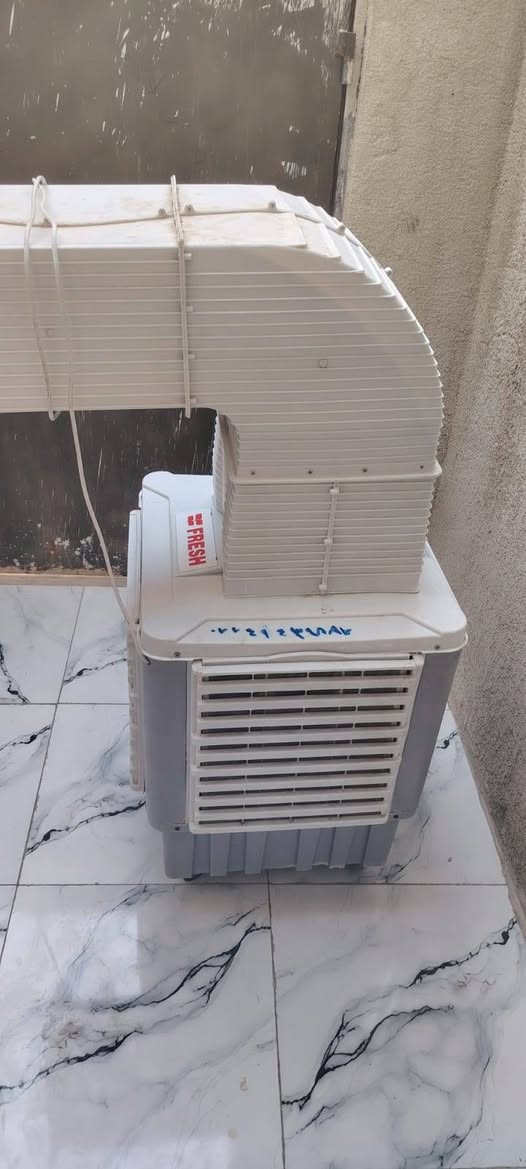 حجم 40 اخت جديده  بس ماطور حترك وتر بم شغال موزع هوا شغال  سعر 125 وبيها مجال ***********
