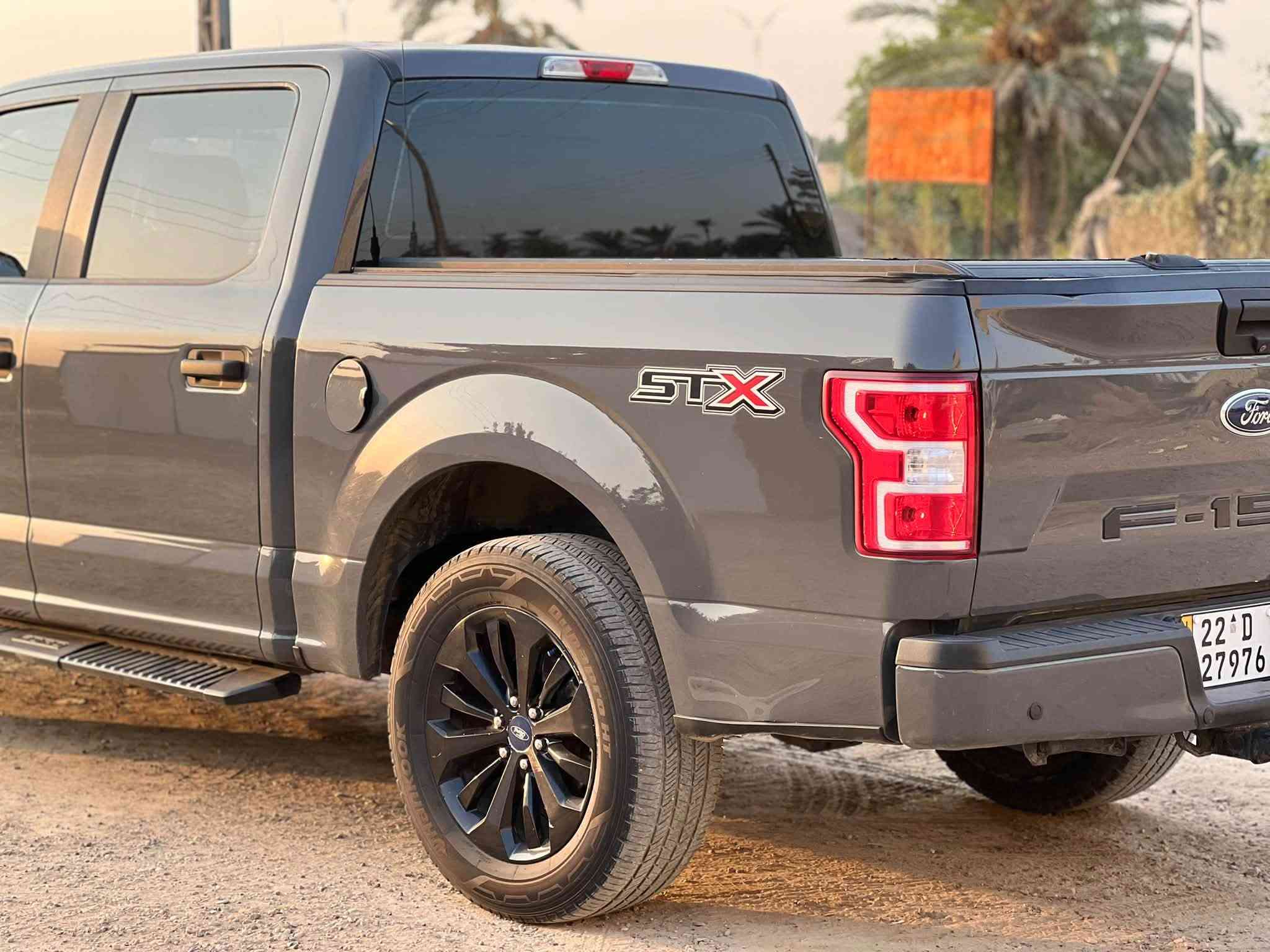 السلام عليكم فورد 2020
‏f150 /stx
محدثة بجم رابتر محرك 2700 توين تيربو اكثر محرك مرغوب بلفورد حادثة جاملغ الايمن تبديل وصبغ خشم البنيد فقط كير مكينة تبريد كله كفالة  / والسيارة بيهة سنوية تضليل جديدة وشرط التحويل والسيارة محدثة عربي والبدي مغلف 
الموصفات 
كير تعليك 10 نمر 
شاشة اعطال في الدشبول
شاشة كبيرة لمس
كامرة خلفية 
حساس خلفي 
رادار امامي 
ويل 20 
تبريد قطعتين 
وبعد بيهة مواصفات اكثر 
السعر 220 ورقة وبيهة مجال 
***********
العنوان حي سومر شارع المدارس 

@@

نص مكتوب في الصور:
- 15:00 2023.7.13 POCO C85
- 15.01.2023 17:13 POCO C85