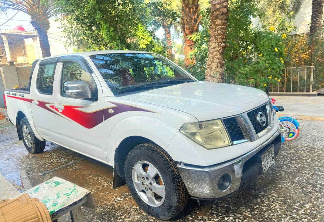 السلام عليكم
*********** كربلاء المقدسه 
تحيه طيبه 
نيفاره موديل 12 بدون حادث 
سعر82 كير ومحرك مكفول
