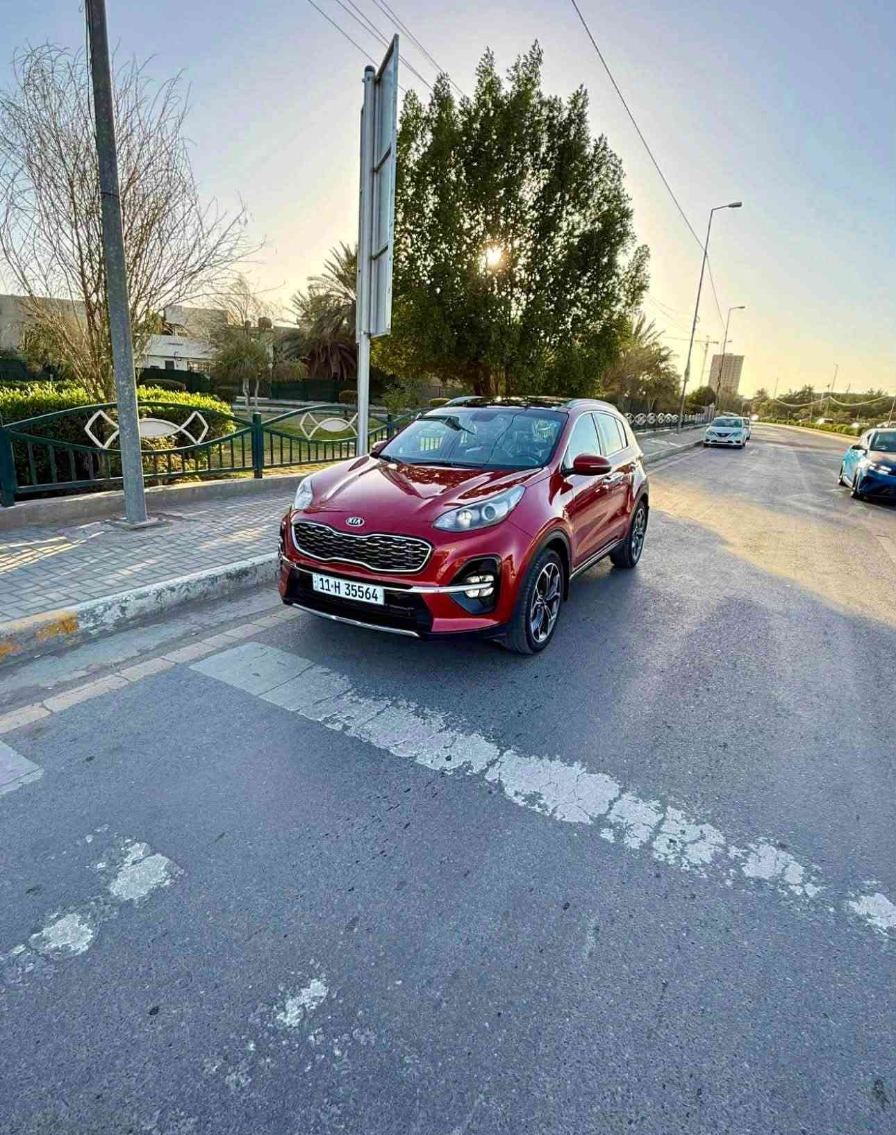 سبورتج جي تي لاين 2020 خليجي الدولية 

السيارة فول مواصفات معروفه الجيتي لاين 

صبغ دعاميه اماميه فقط 

مواصفات :

بانوراما - صندوق كهرباء - تشغيل عن بعد - كراسي كهرباء - كراسي جلد - شفتات ستيرن - شاشة كبيرة - ابل كار بلي - حساس امامي خلفي - محرك 2000 دوش المرغوب - هاند بربك كهربائي - قطعتين تبريد - ماشيه 96 الف  

بغداد الدورة
للاستفسار ***********
