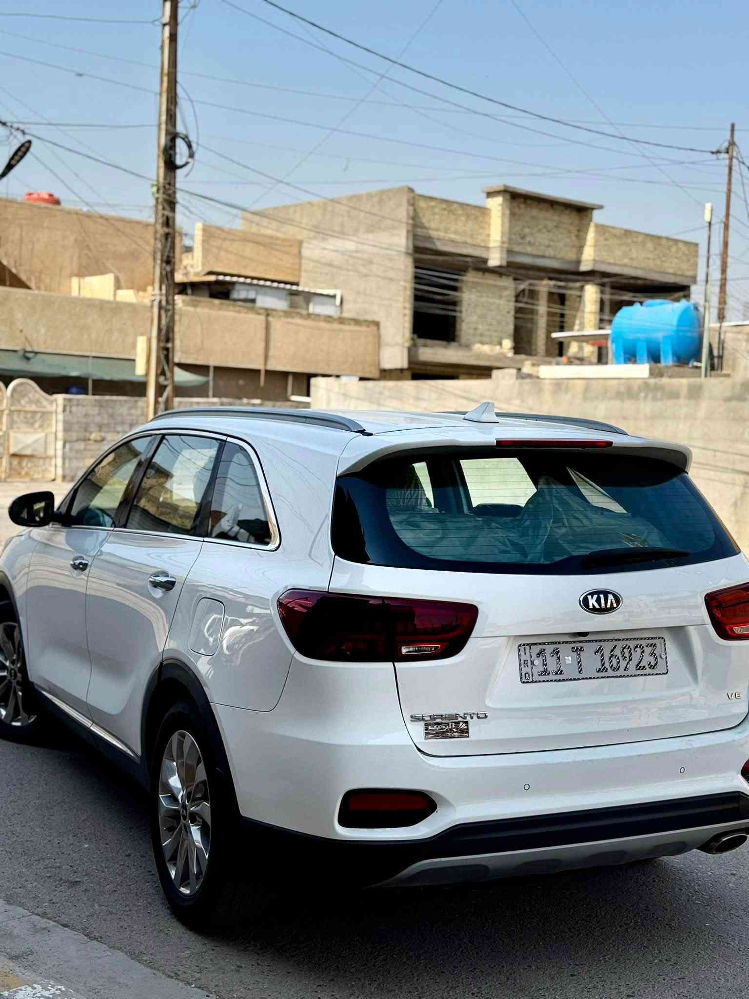 كيا سورنتو • ماكو تفاصيل