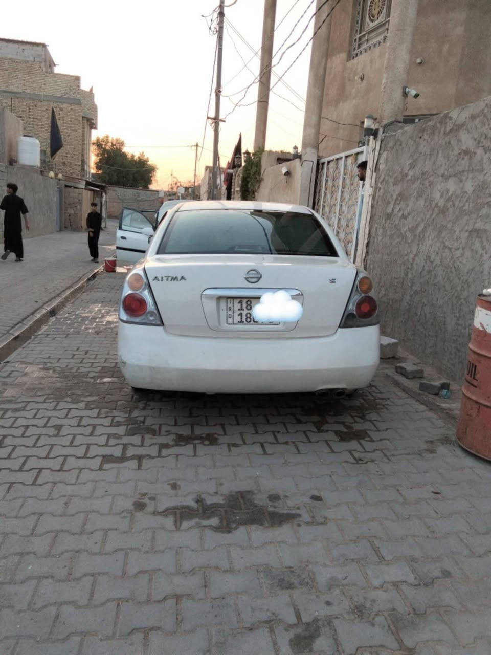 نيسان التما 
جاهزة من كلشي منظومة تبريد جديدة كير محرك 
2006
مكاني نجف
68 وبيها مجال 
***********
