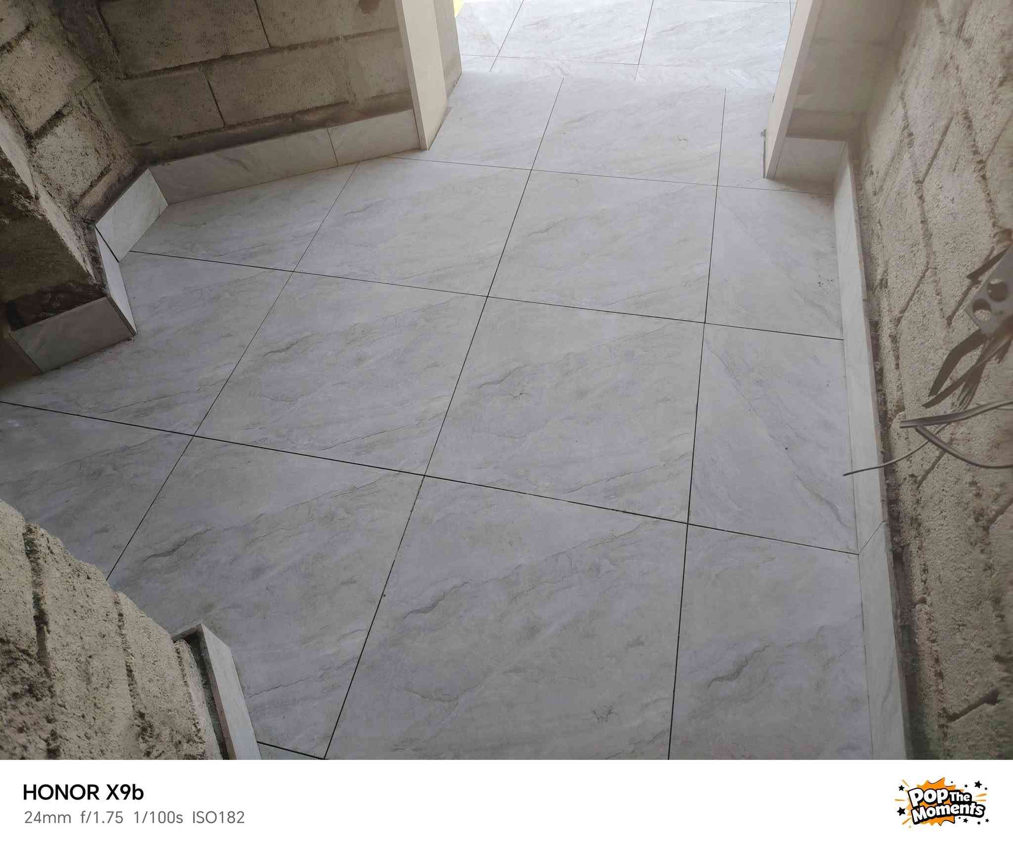 اسطه سيراميك متفرغ حاليا شغل هندسي
        ***********
