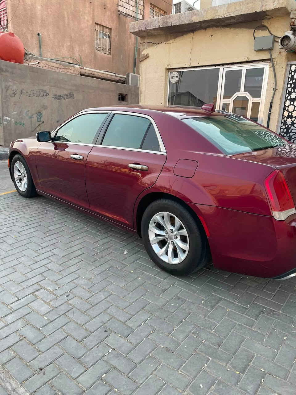 اوباما مديد 2015 السياره بدون صبغ او معجون
وارد كندي مفتوح بيه بنيد وجز من براغي المدكر
ضربته قواعد بدنه
مكفوله من تصليح الشاصي
او لغد 
فقط قواعد بدنه
السياره حلوه بلاديه
كله على لابلاد
تخم تاير حداديه
تبريد تدفئه 
السياره كلش حلوه وجاهزه 
كير مكينه كفاله
سعر السياره 
165مكان السيارة البصره
رقم الهاتف ***********
ملاحظة الرقم بي واتساب
