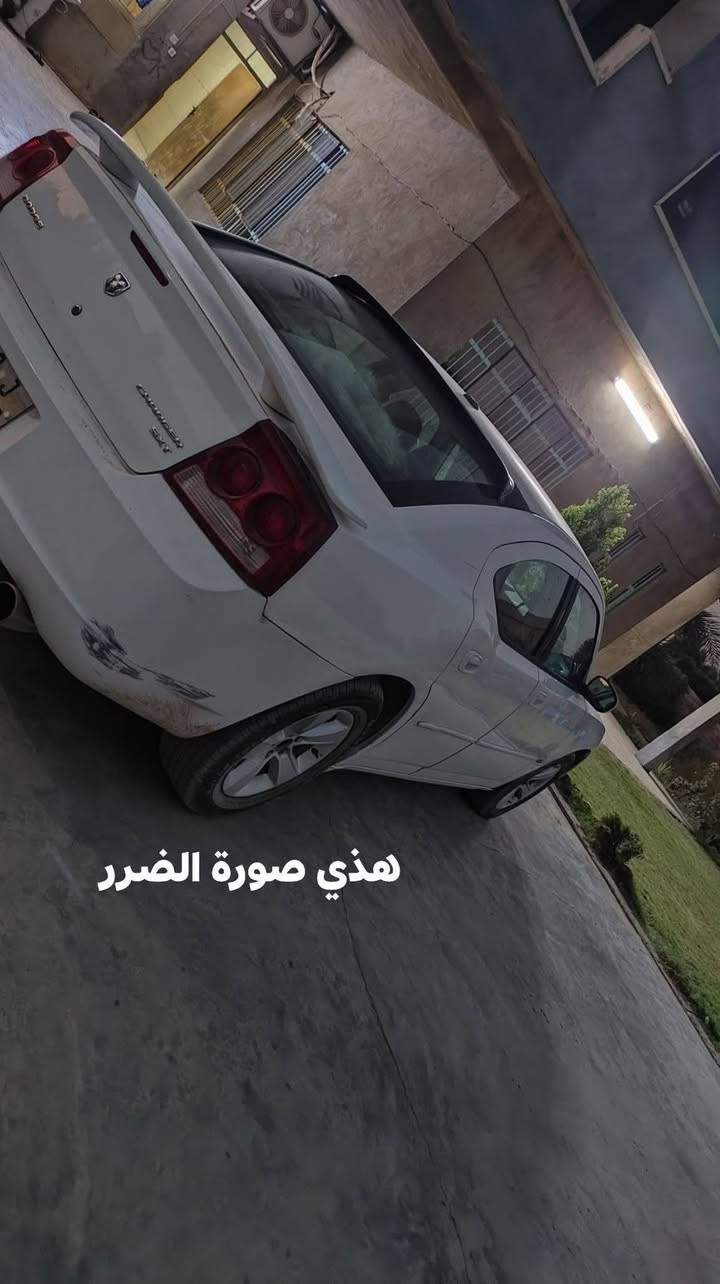 جارجر 2010 لون ابيض بدون مراوس وبدون قسط السياره بسمي شرط تحويل
السعر 110 وبيها مجال 
الغرامات صافيه ما عليها دينار 
محرك 3500 

صدر معمر جديد شرط صار 5 ايام الشواصي والالغود شرط تفحص وتشوف بعينك البنيد والدعاميه الاماميه مبدلات بيها الچاملغ الامامي اليسار بي اصبعين من جهة الدعاميه والايرباگ طاگ درگه ودشبول 

بيها ضربه خفيفه بالچاملغ الخلفي والدعاميه موضح بالصوره 

العنوان جنوب الموصل ناحية القياره قرية امام غربي 

سياره مال بيت صار سنتين وما مشتغله خط باقي التفاصيل بالصور

اتصال او واتساب ***********
