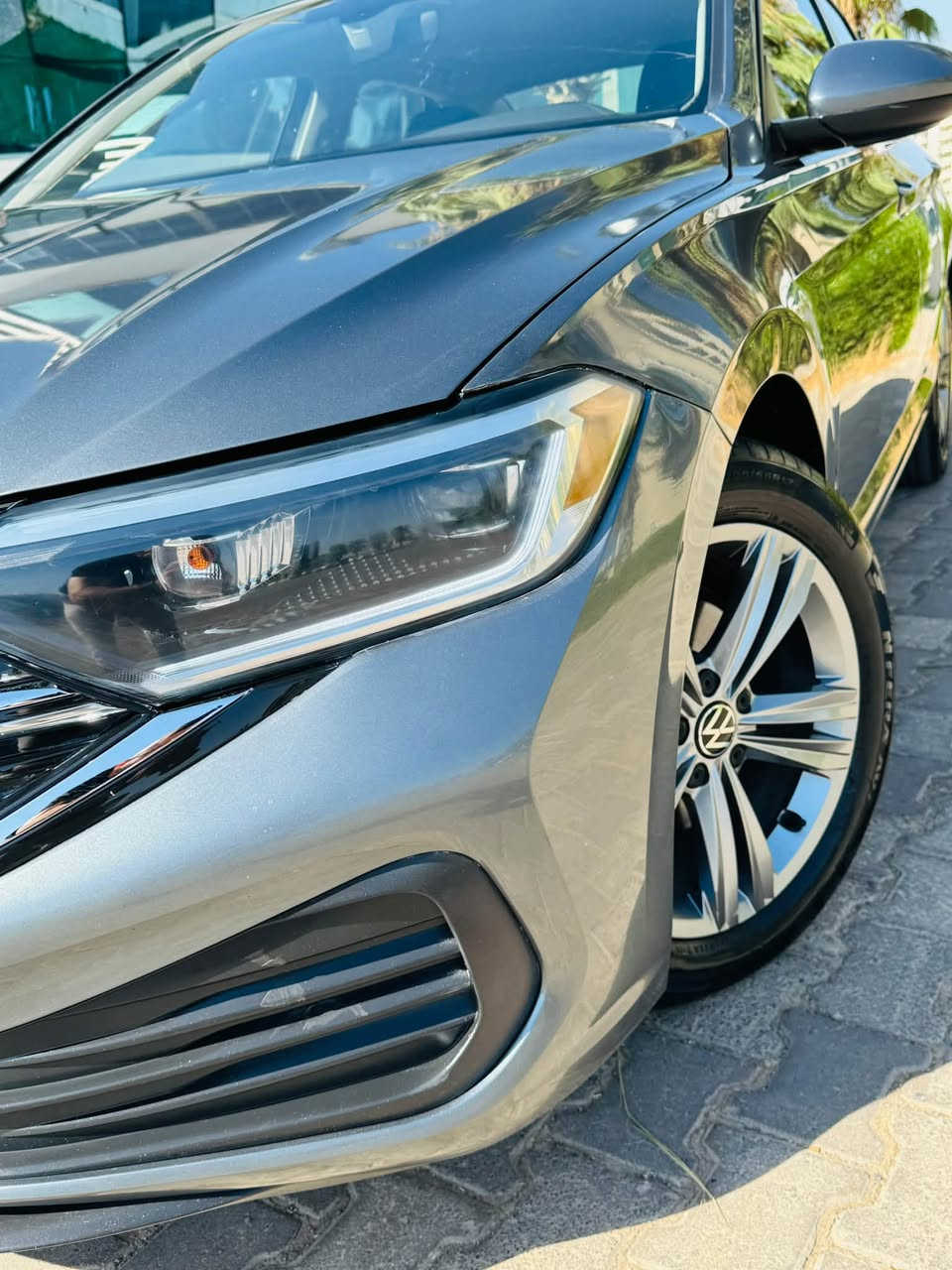 السلام عليكم     
فولكس واكن جيتا  SE  بدون فتحه فول مواصفات
موديل : 2024
حجم المحرك : 1.5L TURBO ( 4,سلندر )
سعر 150$بيها مجال
سياره رقم أربيل باسمى
المواصفات :
كشن حار
‏‎كيج الكتروني  
‏‎شاشة  
‏‎كاميرة
هاند بريك بصمة
اوتو هولد : 𝐀𝐮𝐭𝐨 𝐇𝐨𝐥𝐝  
اوتو ستارات : 𝐀𝐮𝐭𝐨 𝐒𝐭𝐚𝐫𝐝
اوتو ستارات : 𝐀𝐮𝐭𝐨 𝐒𝐭𝐨𝐩
رادار امامي (تحديد مسار)
‏‎رادار جانبي (نقاط عمياء)
‏‎رادار خلفي (التحذير من الاصطدام)
‏‎حساسات امامي
‏‎حساسات خلفي 
تحكم ستيرين
سبورت 
بكلايتات 𝐋𝐞𝐝 بيلادي
وبعد هواية مواصفات…
ضررها بس بنيد صبغ بدون ايرباك بدون دواخل شرط فحص سونار موجود
‏‎تفاصيل اكثر الاتصال 
***********
