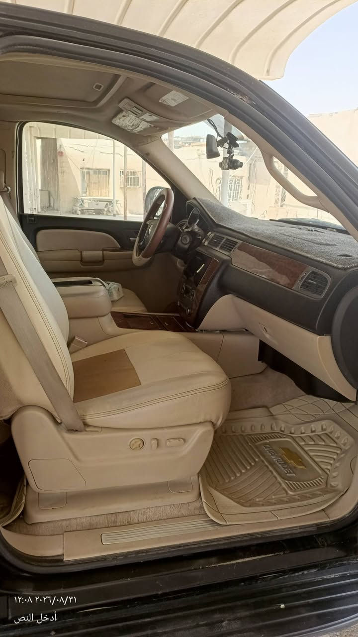 للبيع تاهو 2008 خليجي بصرة أصولي LTZ
‏
‏المواصفات:
‏محرك 5300 جديد وارد ياباني
‏كير وتبريد ومحرك شرط الفحص
‏منظومة تبريد جديدة ثلج ( كير + محرك + تبريد )
‏داخل بيج نظيف - شاشة أندرويد كبيرة
‏ويل كروم LTZ - تايرات نظيفة
‏
‏البدي:
‏صبغ قطع محددة 
‏تحويل مباشر باسمي - سنوية باسمي
‏السعر: 140 ورقة 
‏المكان: البصرة
‏
‏للاستفسار: [***********]
‏
‏مراوس حسب الرغبة

نص مكتوب في الصور:
- ٢٠٢٣/١٢/٠٥ ٠٥:٣٧ م
- ١٢:٠٨ ٢٠٢٦/٠٨/٣١ أَدْخِلِ النَّصَّ