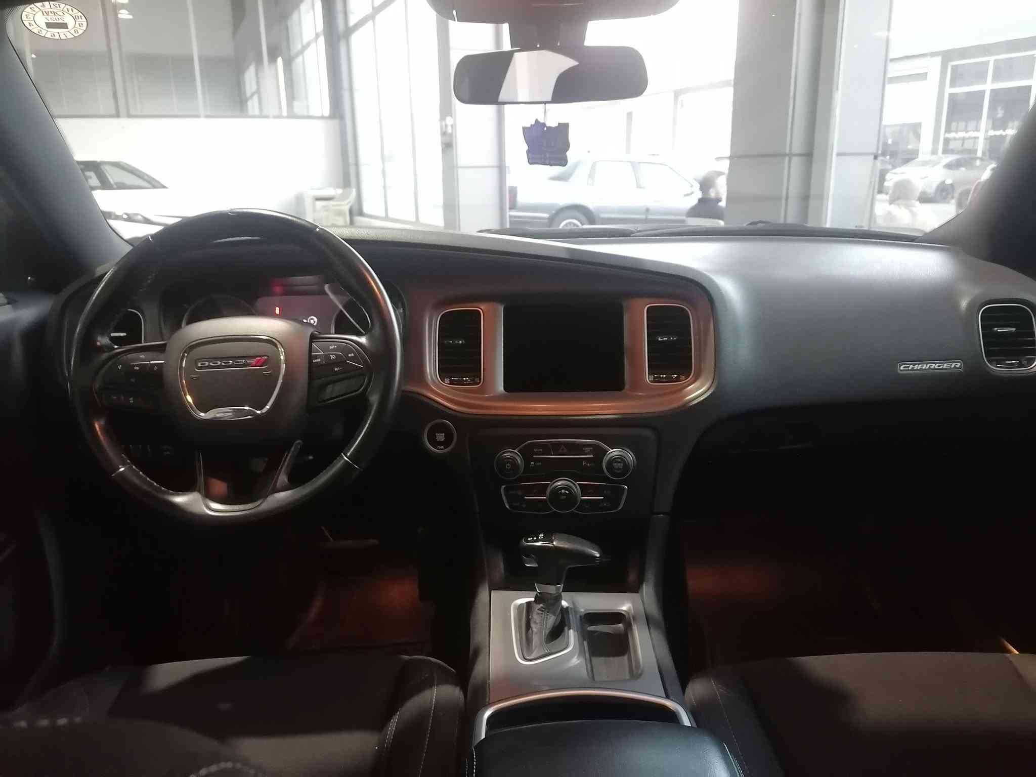 دوج جارجر موديل 23 موصفات sxt سياره كلين بدون صبغ سعر 245$ عنوان سياره دهوك للتواصل *********** كورك وتساب
