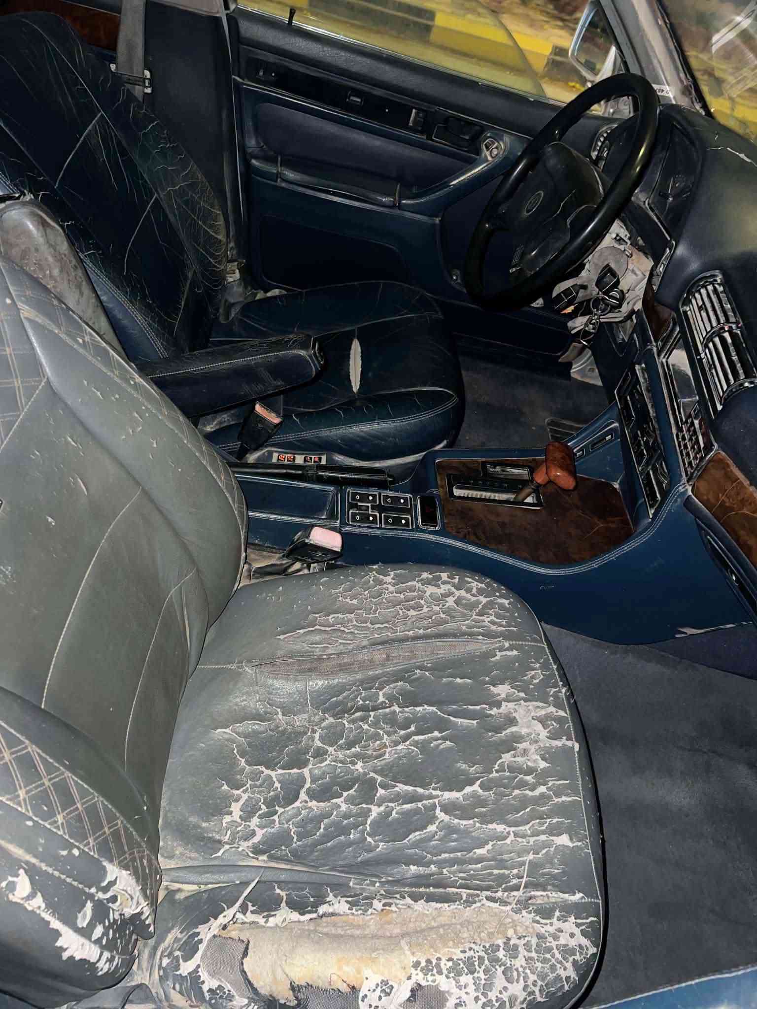 السلام عليكم  البيع نقد مستعجل ع بعته  ***********
بي ام  حجم 735  اقره تفاصيل كدامك وتصل

رقم واسط تحويل مباشر سنويه 28 تريد تحويل تريد وكاله 

موديل  90 اصل 

 مكبنه وكير مكفولات بلادي 

صدرهه أمامي وخلفي حلوو 

دوخل جلد بطين جدد 

سياره عوزه ترتيب اني  سياره شغال وخير من الله  تراي وي

 مايعجبك  تخم ويل شنيزر تاير نص عمر 

علمن سياره موجود بلكوت مركز مدينه الاستفسار اكثر اتصال 

***********
