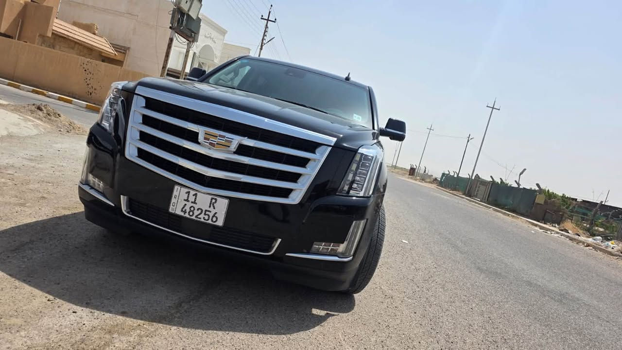 2020 Cadillac Escalade
‼️ضرر وجاملغ السايق + تبديل نفس لون 
‼️ ايرباك مصلح 

محرك 6200cc v8
شحن واير ليس 
دات شو 
 كار بلي + اندرويد 
رادار امامي + خلفي 
+ جانبي 
اوتو بريك 
قياده وتنبيه 
اتو هولد 
وخروج عن المسار 
ثلاث قطع تريد + تحكم منفصل 
بصمة تشغيل + 
تشغيل عن بعد 
مقاعد جلد 
تدفئه + تبريد 
الكشن الخلفي منفصل 
بصمة ابواب 
تخم تاير + ويل شكل الحديد 
عداد المسافات 99842 Km
لوحات ( بغداد ) السياره اب اسمي تحويل ثاني يوم 
 
40,000 الف دولار 💲 

الهاتف ***********

