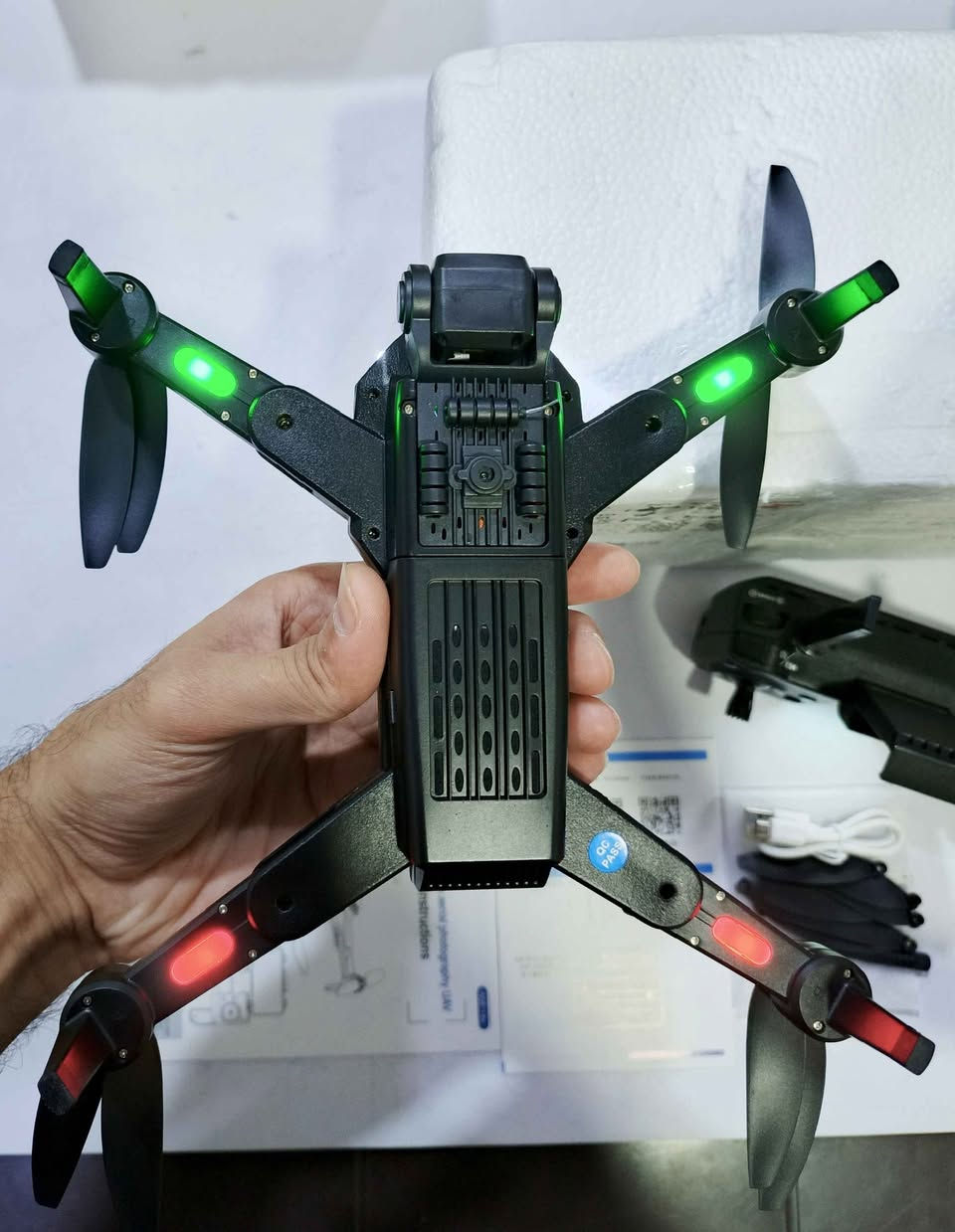 درون L900 PRO • كاميرا 4K • جديدة