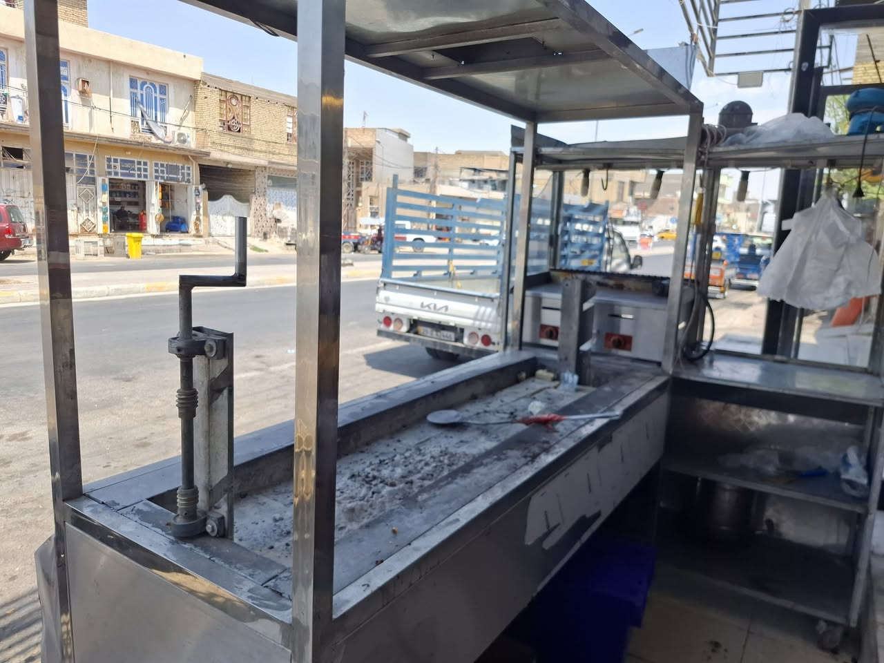 شوايه كص على الفحم للبيع  جديده استعمال قليل كلش مكاني واسط الزهراء
***********
