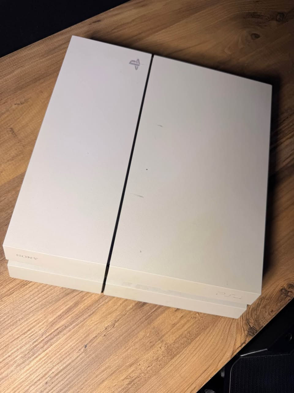 السلام عليكم بلي فور فات مهكر تهكير مستقرة جدا متصفح ذاكرة 500 كيكا يحتوي على 9 العاب قويه ودبل جوستك الازرق اصلي والاحمر تجاري للووك ستيكر مامفتوح حيل نضيف شكد احجي بنضافته قليل ريجن ياباني لاصوت فان ولا اي مشكلة ولا حماوة شرط ضمان 10 ايام اي شي بي ترجعه.
السعر 220 الف مكاني كركوك ورقمي *********** التوصيل موجود واني خادم. كركوك, العراق
