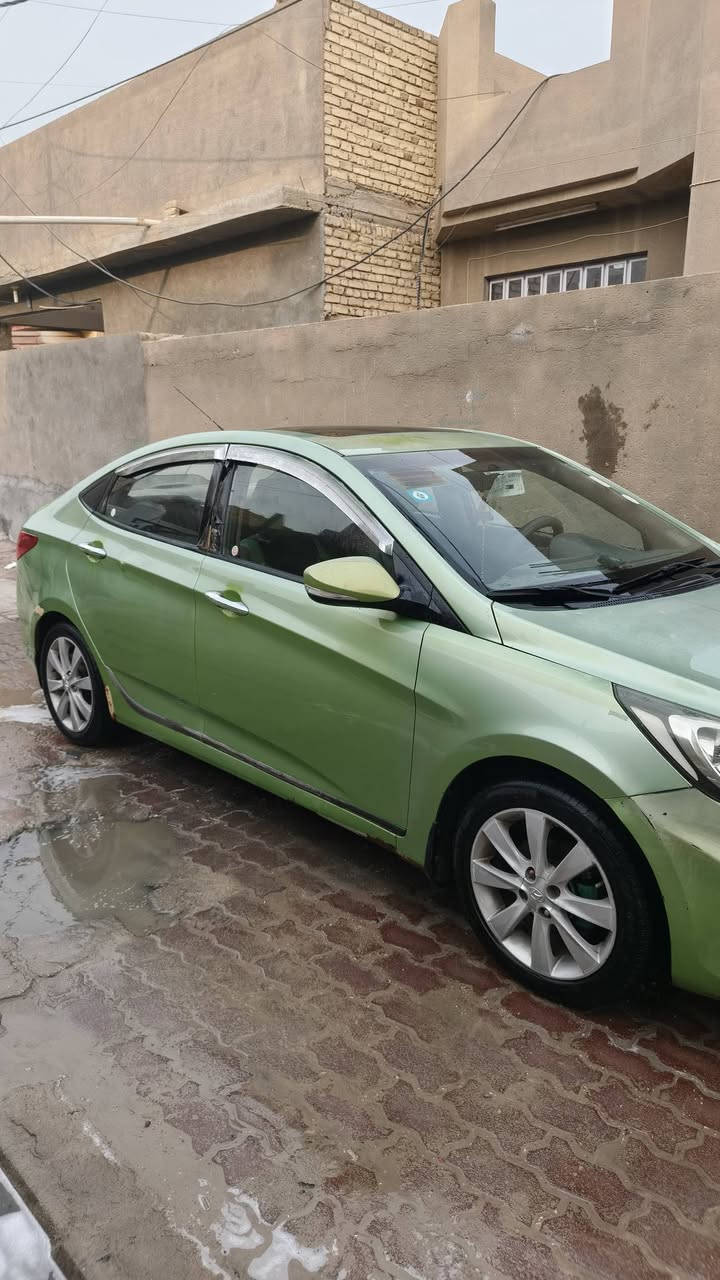 اكسنت 2015 خليجي محرك 1400 فول مواصفات سيارة كير ومحرك وتبريد كهربائيات كلها شغاله السيارة ما بيها صبغ ولا ضربة بيها تكحيلات ورعصات وبيها جراد سعرها ٦٧ وبيها مجال مكانها السماوه مركز ***********
