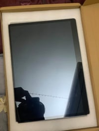شاشة محمولة • 2k • مايك ثقيل
