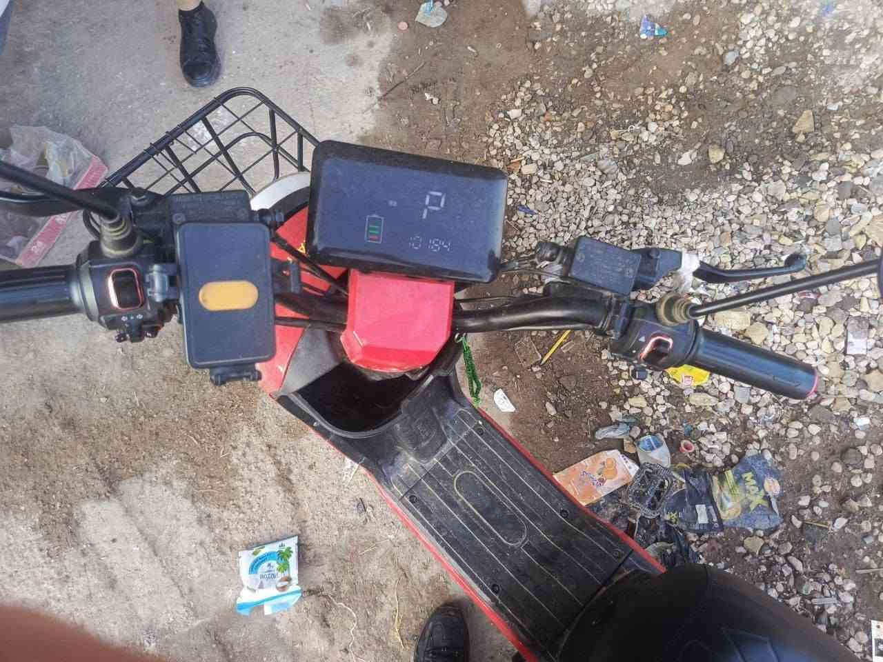 سلام عليكم باسكل شحن R9 للبيع المكان كربلاء حي العسكري

باسكل ماشي 11الف  بسعر مناسب
للتواصل ع رقم التالي ***********
