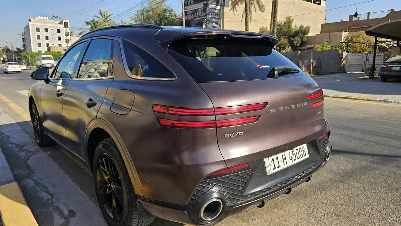 السلام عليكم شباب جنسز جي في 70 اسبورت  فول موصفات ٦سلندر غني عن التعريف البرستيج  موديل ٢٣ بغداد بسمي صبغ ٦ قطع  السعر   ٢٦٠.      عنوان بغداد جميله.   ***********
