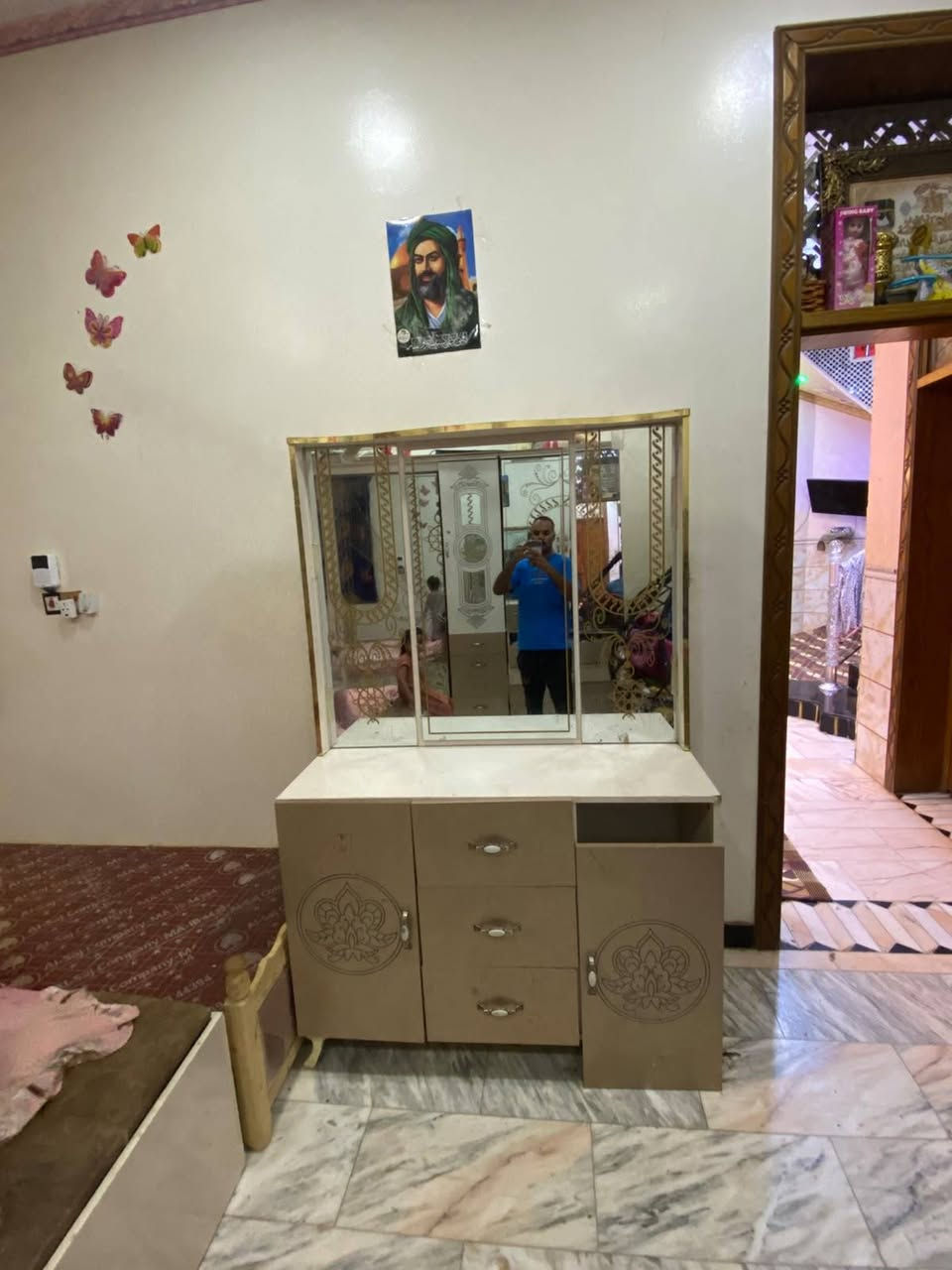 الجربايه مكسوره والشازلونه كدامكم هم والجرارات كلها يعتاز الهه سلايتات سعرها 100 ‏‪+9647827645526‬‏
