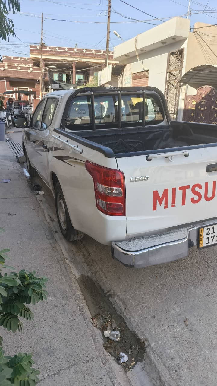مسيبوشي 2018
رقم سياره .سليماني 
سنويه .مجدد 2030
گير محرك ..مكفوله 
تبريد .شغال 
سبوغ .بدون سبغ بس بيها تعديل بارد شبرين 
ماشيه ..115 الف
سعر.. خاص 
رقم موبايل ..***********
واتس اب ..   ***********
