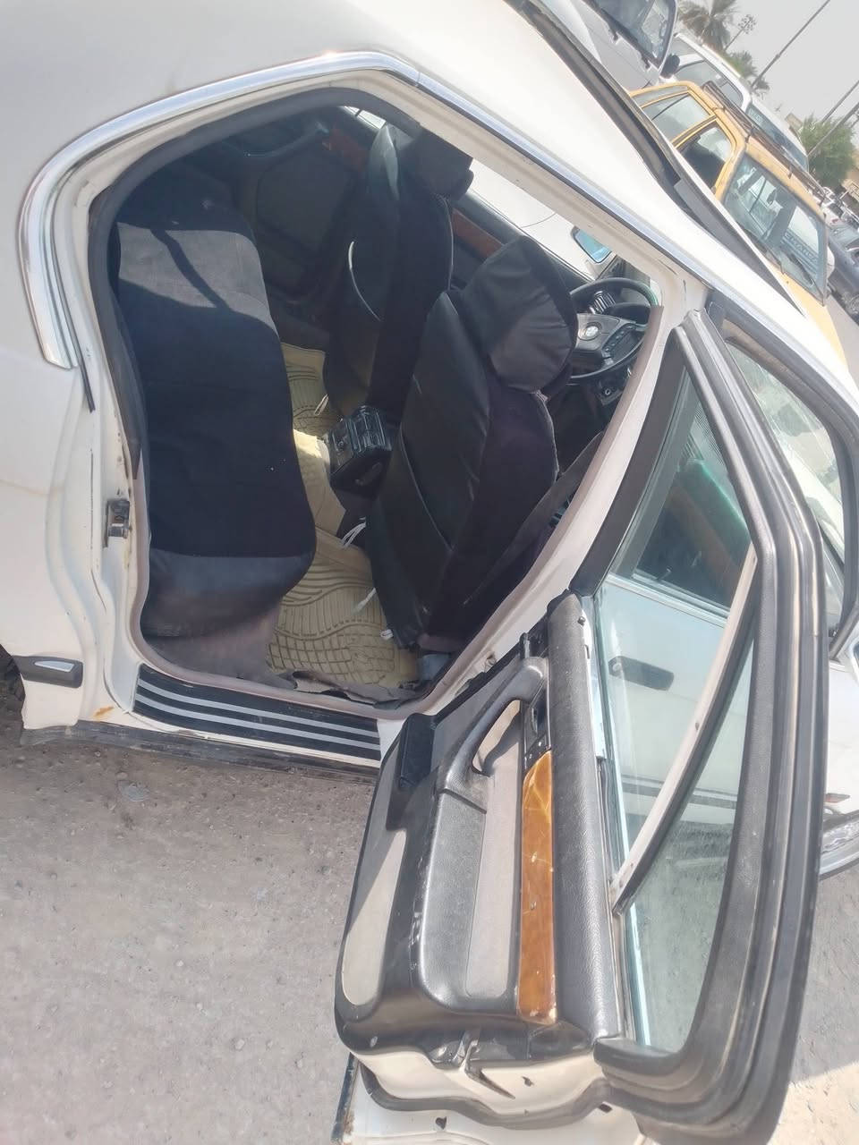 بي ام 735. مكفوله كير محرك تبريد حداديه كلشي مكفول سعر 35 وبيهه مجال عنوان واسط قضاء الصويره  ***********
