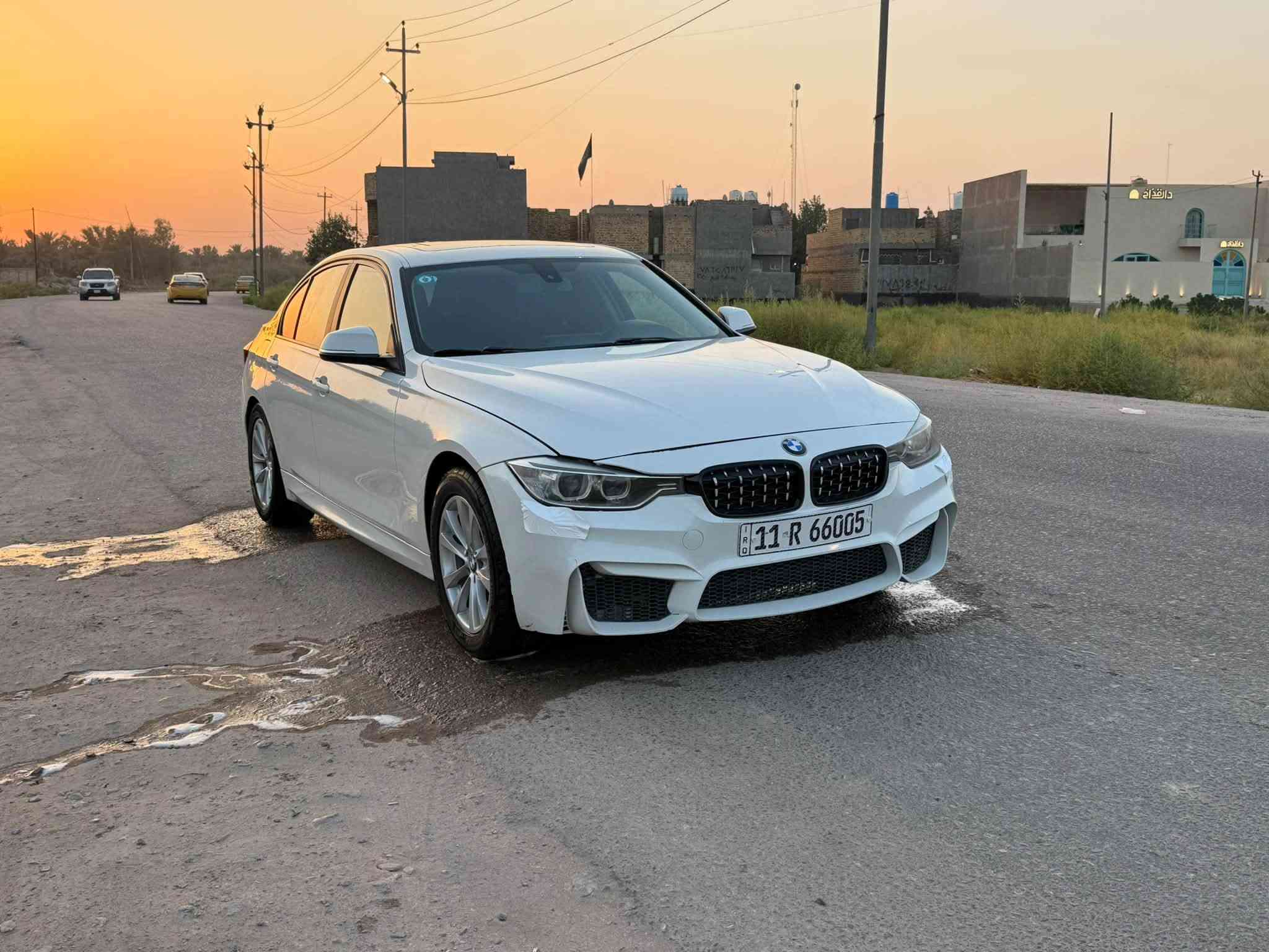 *يا الله*
*للبيع أو مراوس*
*بي ام دبليو 320i موديل 2017 - فول مواصفات الخير* مكينه 4 سلندر توين تيربو
*المواصفات:*
- *الكير + المكينة + الحدادة:* بالشرط
- *التخم تاير:* جديد
- *الداخل:* جديد كلش - كشنات جلد تدفئة + شاشة + كامرة + رادارات
- *الإضافات:* فتحة + سستم صوت + بصمة تشغيل + بصمة أبواب + ترحيب + إشاير بالمراية
- *التبريد:* قطعتين ثلج
- *اللايت:* LED + زنون
- *وهواي مواصفات بعد*
*حالة السيارة:*
- سيارة زيرو تراي
- كلشي شغال بيها
- بيها صبغ: بنيد + هلال خلفي + باب خلفي أثر طخة بسيطة كلش
- *الرقم:* بغداد إنكليزي - تحويل ثاني يوم
*السعر:* 135 ورقة $ وبيها شي قليل كلش
*المكان:* بابل - الحلة - أبو غرق
*للاستفسار:* ***********
