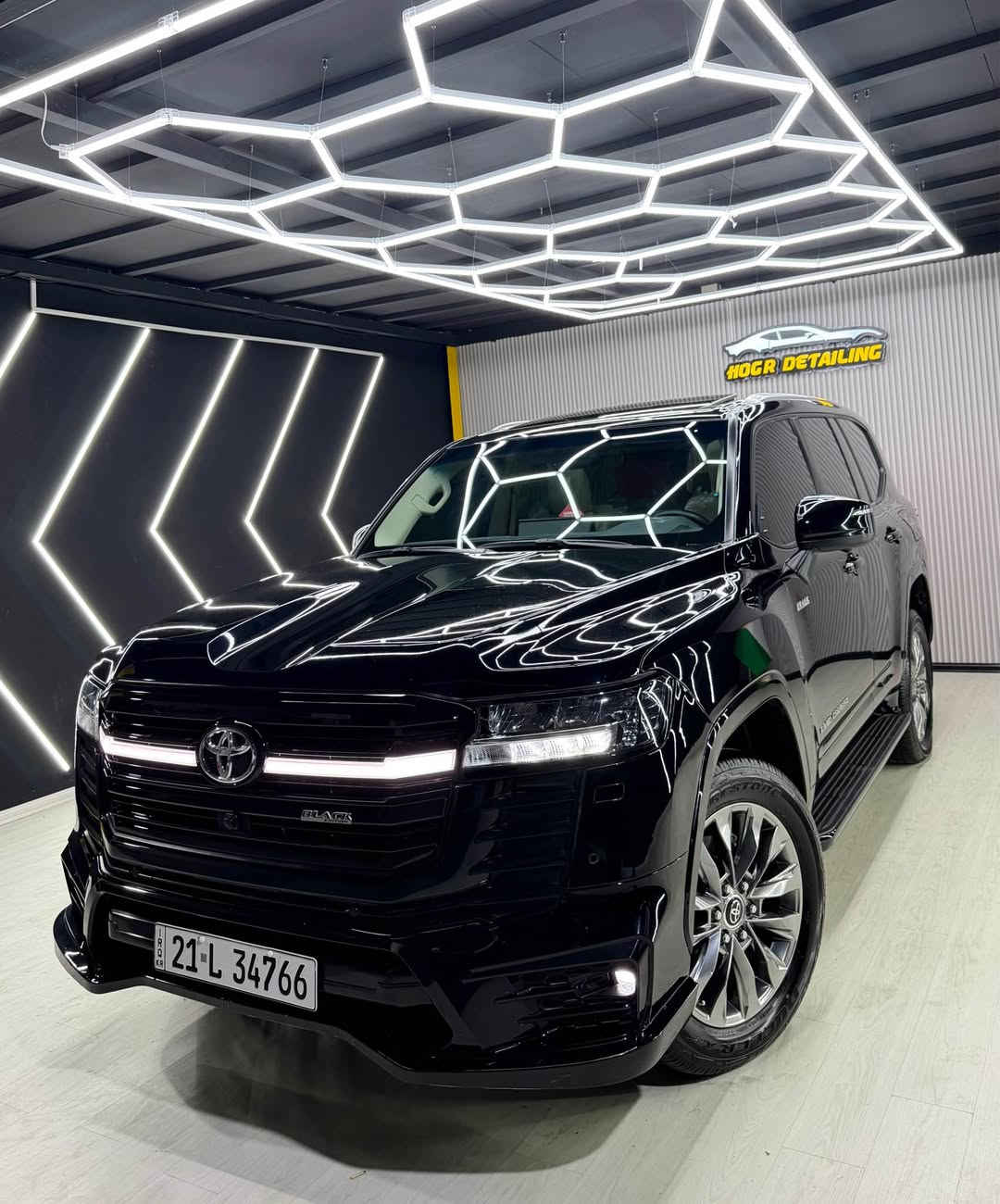 ‏   LAND CRUISER_2024 _GXR LIMITED BLACK EDITION
مغلف ppf
اخت زيرو  (٣٤) الف ماشية
تنفس طبيعى محرك مرغوب
 💥كتاب طظليل مرور💥  
ارخص سعر بكل سوق

اللَّهُمَّ صَلِّ عَلَى مُحَمَّدٍ وَعَلَى آل مُحَمَّدٍ

🔷 ملاحظه سياره بدون مراوس
🔷تويتا لاندكروز موديل (٢٠٢٤)  
🔷سياره (٥)کامیرات
🔷سياره مواصفات (GXR)
🔷سياره (٣) شاشات _ (٦) سلندر تنفص تبيعي _ 
🔷مكفول كفاله عامه دعاميه لي دعاميه مكفول بدون صبغ بدون بارد بدون شخط 
مكفوله كلشي شرت علي وزع شريكه 
سياره كامل مزلل دائيره مرور

🔷سياره گير محرك بشرت مامفتوح كل بشرت
🔷عرضيات مامفتوح + ٢ بصمه موجود
🔷4 اطارات و ويل جديد شريكه 
🔷سياره داخل بيجي كوشنات جلد
🔷كامل غراضات موجود (٢) بصمه موجود

🔷مواصفات سياره 
(كوشنات جلد _ شغال عن بعد
_ كاميرا _ كوشنات تدفيه _ 
٣ شاشات بيلادي _ وايرليس شحن _   نيظام eco _ سلايت _ النزلاق _ثلاجه _ زينون _ حساسيه الديك المؤخره مرايات _)

🔷سنويه هزه كل جديد مباشر حول

🔷• نظافه ١٠٠٪ كامل سيرڤس بدون نقص و

🔷مكان سليمانيه
🔷سعر(660$)
🔷رقم . *********** السليمانية, العراق
