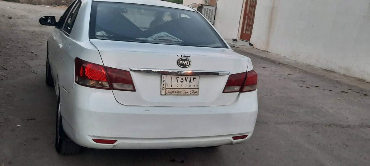 بي وايدي للبيع موديل 2013كير محرك مكفول سياره كلها جاهزه تبريد عايزه بس شحن تخم تاير صدر جديد  السعر ٣٣ وبيها مجال الاتصال على الرقم ***********
