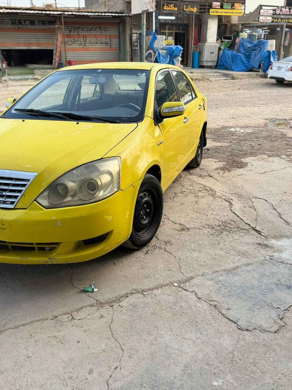 سلام عليكم بيع مستعجل كير مكينة جديد حدادي صدر تخم تاير كهربايات سياره جاهزة وحلوة مصفرة وشرط التحويل ١٧وبيها مجال عنوان محمودية ***********
