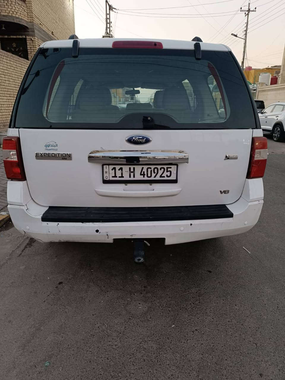 السلام عليكم
فورد اكسبدشن موديل ٢٠١٠ خليجي بأسمي رقم نكليزي 
مكينه كير تمام تخم تيرات كهربيات شغاله سياره جاهزه السعر 100 الشراي يجي خاص ويدلل *********** مكاني بصره
