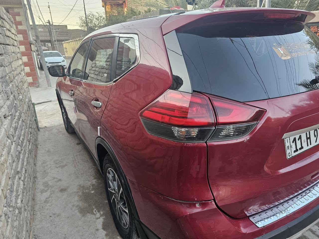 السلام عليكم
انسب روج بالعراق
نيسان روج ٢٠١٧ باسمي تحويل مباشر
رقم بغداد
وارد امريكي حادثها بامريكا قطعتين صبغ وبالعراق قطعتين
السياره مكفوله من الدواخل لا شواصي ولا لغود 
مكينه ٢٥٠٠
السعر ٩٩ ورقه بيع مستعجل بالعافيه على الي اصير من نصيبه
***********
مكاني بالحله
