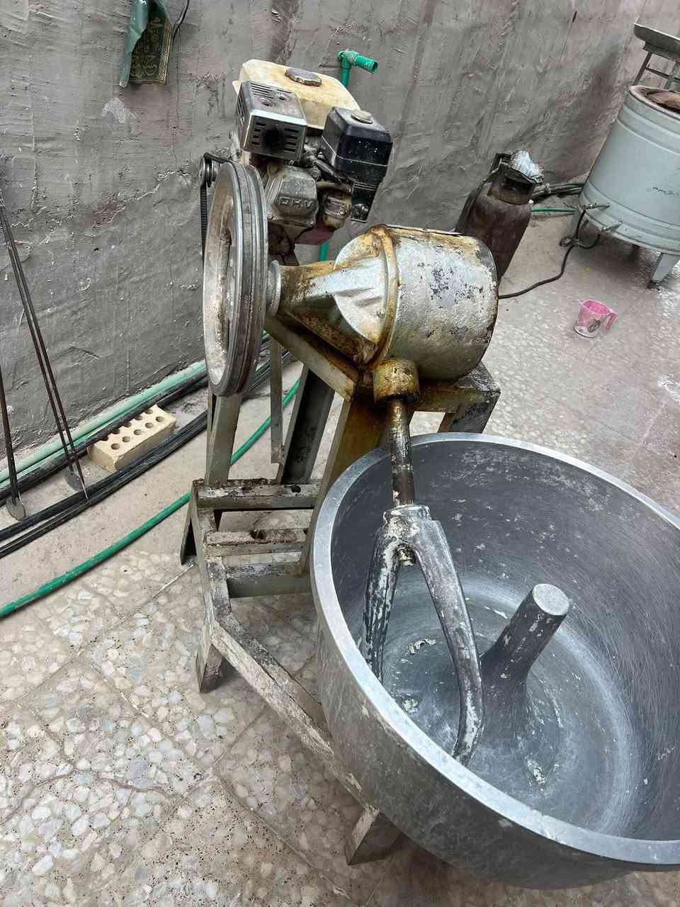 يوجد عجانه للبيع المكان بغداد الستفسار على الرقم ***********
