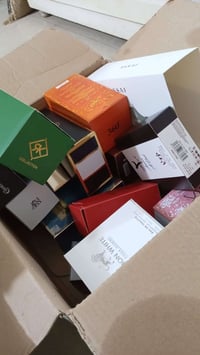 العطور للبيع بسعر مناسم مال تعزيل 15عطور كولتي عالي وتساب 07801300480