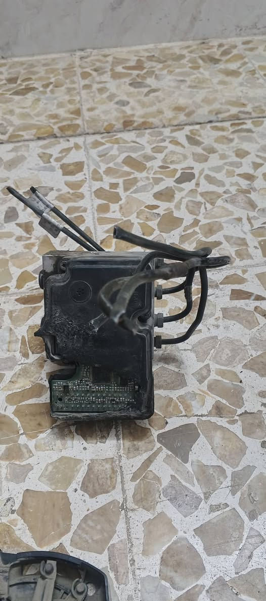 استيرن اكوين معا غراض كلها شرط شغاله للبيع استيرن شرط كامل معا المشط +جوزه تحكم ماسحات جيب وشد شاري يتصل  موصل يارمجه الشرقيه***********////***********
