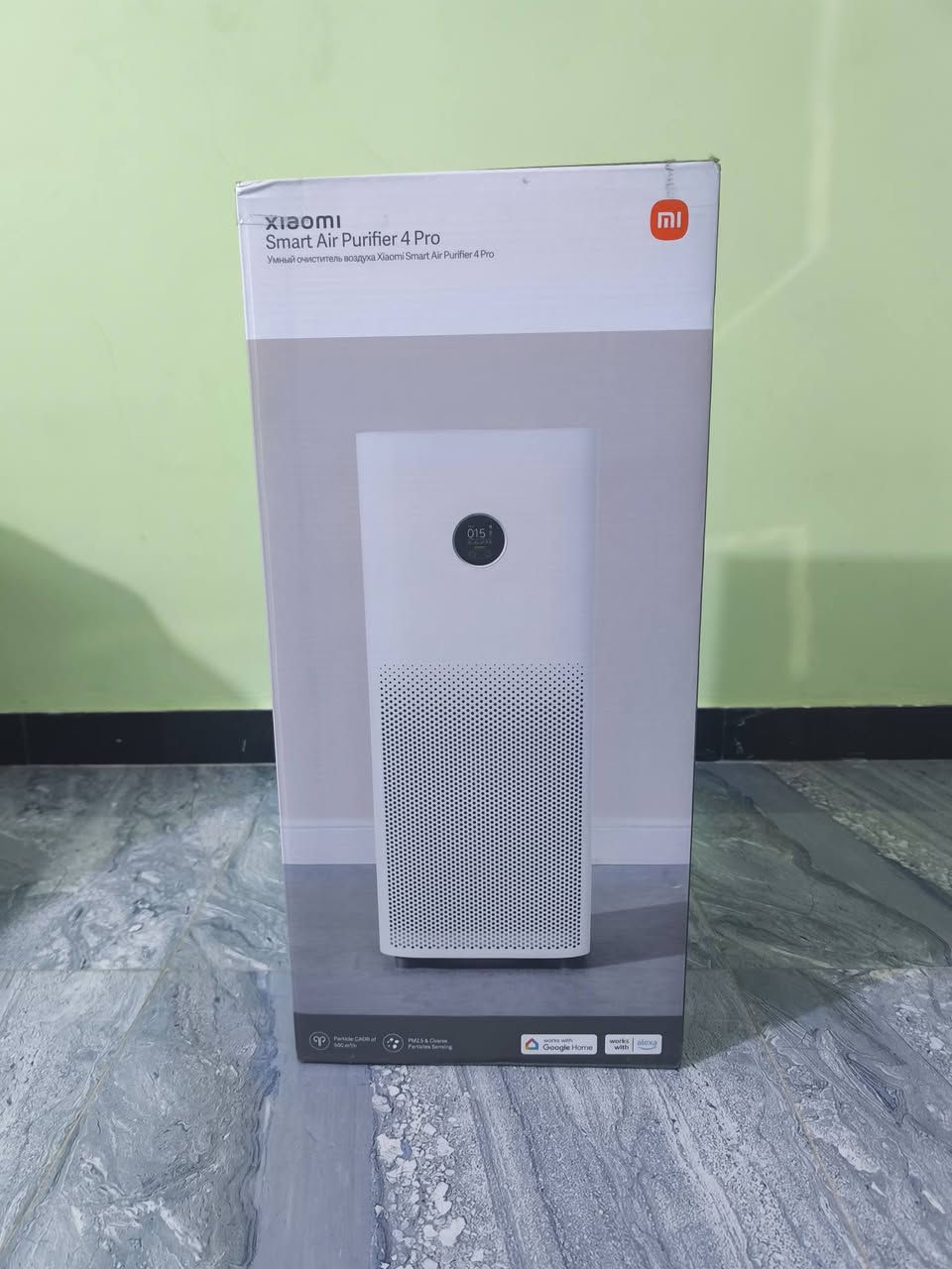 للبيع منقي هواء شاومي الأصلي Xiaomi Smart Air Purifier 4 Pro
الجهاز جديد وغير مستخدم نهائياً، فقط مفتوح من الكرتونة.

المواصفات والمميزات:
• تنقية هواء عالية الكفاءة بنظام فلترة ثلاثي الطبقات.
• يساعد على إزالة الغبار والجسيمات الدقيقة PM2.5 وحبوب اللقاح ووبر الحيوانات الأليفة.
• معدل توصيل الهواء النظيف CADR يصل إلى 500 متر مكعب بالساعة.
• شاشة OLED لعرض جودة الهواء ودرجة الحرارة والرطوبة.
• تحكم ذكي عن طريق تطبيق Mi Home على الهاتف.
• يدعم التحكم الصوتي عبر Google Assistant وAmazon Alexa.
• مناسب للغرف والمساحات الواسعة.
• تصميم أنيق وعملي، مع أوضاع تشغيل متعددة.

الحالة: جديد، غير مستخدم، الكرتونة مفتوحة فقط.

السعر: 300,000 دينار عراقي، قابل للتفاوض بالمعقول.

للمهتمين، ***********
