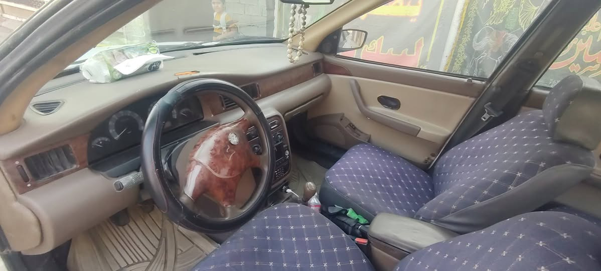 السلام عليكم سيارة سمند سورن ٢٠١٢ مكفولة كير ومحرك وتبريد شغال ضربة جاملغ الأيمن الخلفي شبر نظيفة وكاملة مابيهة اي نقص السعر 40وبيهة مجال رقمه بغداد سنوية جديدة ورقم جديد سيارة بااسمي رقم الهاتف *********** العنوان بغداد الاعلام
