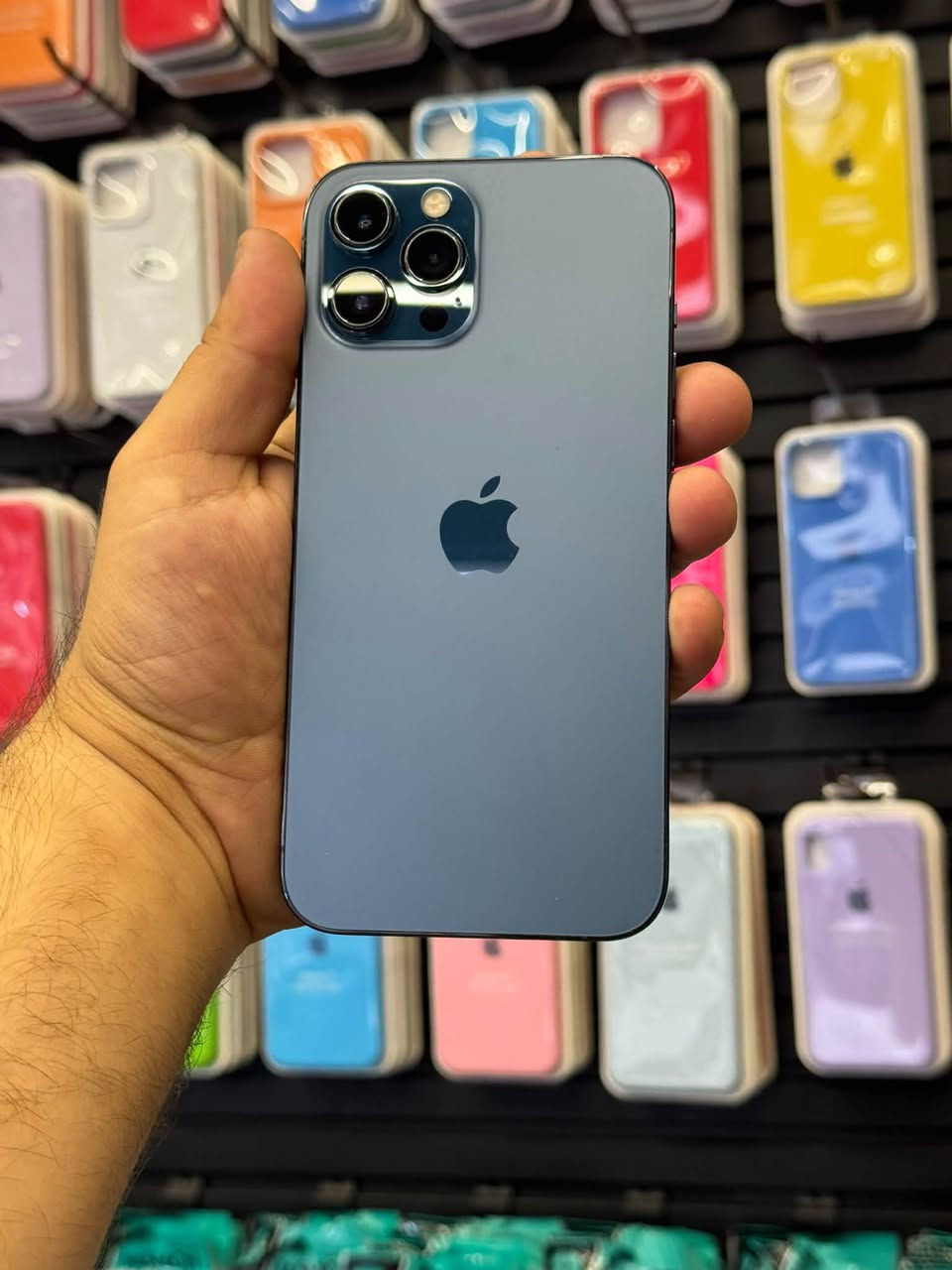 ️iPhone 12 Pro Max 512
ايفون 12 برو ماكس نيلي

ذاكره (512) نص تيرا

بطاريه 94‎%‎

نضافته 100/100

((تك سيم ))

موصل / حي السكر  

السعر خاص او اتصال

جهاز ماداخل اي صيانه 

توصيل ماعندي ماحبيت تاخذ الاحسن منه وانسب - نـَشاللۿہ 

***********
