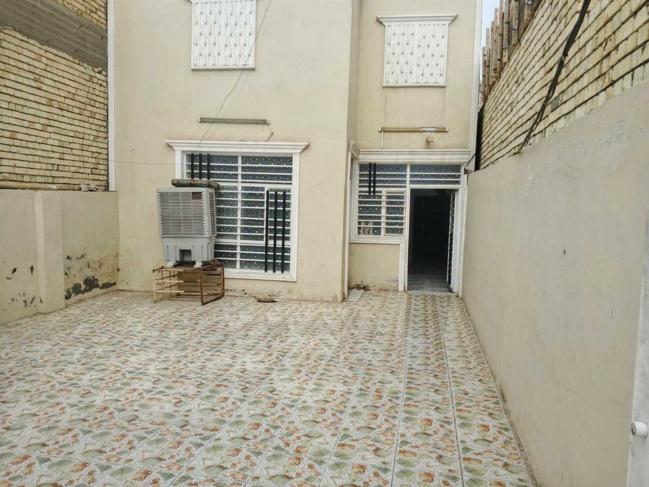 كوفه ميسان • ١٤٠م • رهينه