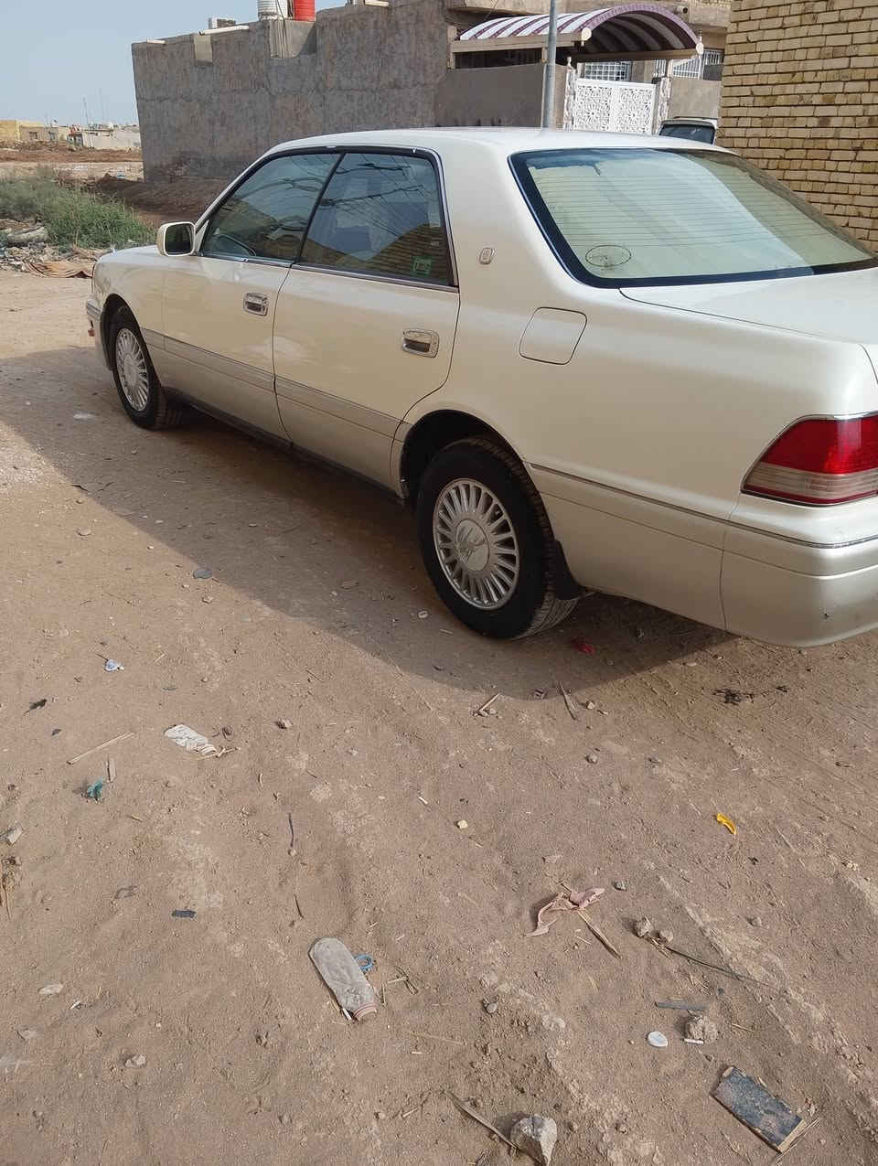 السلام عليكم راس ثور موديل 1995 
مكفولة كفالة عامه حتى من ضربه تبريد حداديه جديده تخم تاير كله جديد سياره احلى من صوره (للعلم سياره نقل جثه ) مكان ذي قار الشطره سعر ٦٧بيها مجال ***********

