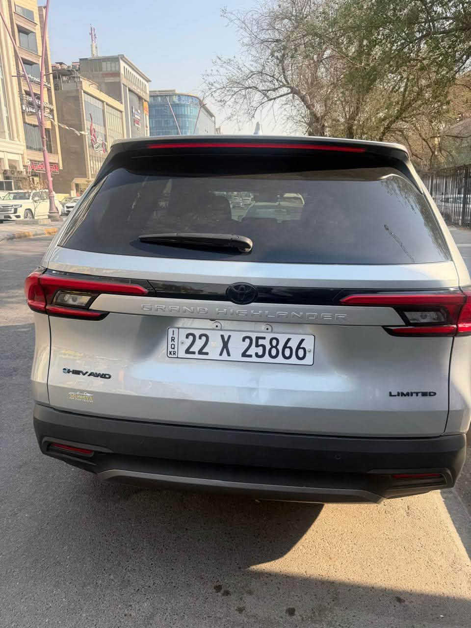 السلام عليكم
گراند هايلند فووول لمتد2024 هايبرد 
حادث جاملغ الامامي فقط 
شرط بدون دواخل مكفول شاصي ولغد
ايرباك راجع سستم على وضع الشركة 
السعر 357 وبيها مجال للطيبين 
مكاني بغداد المنصور
***********
