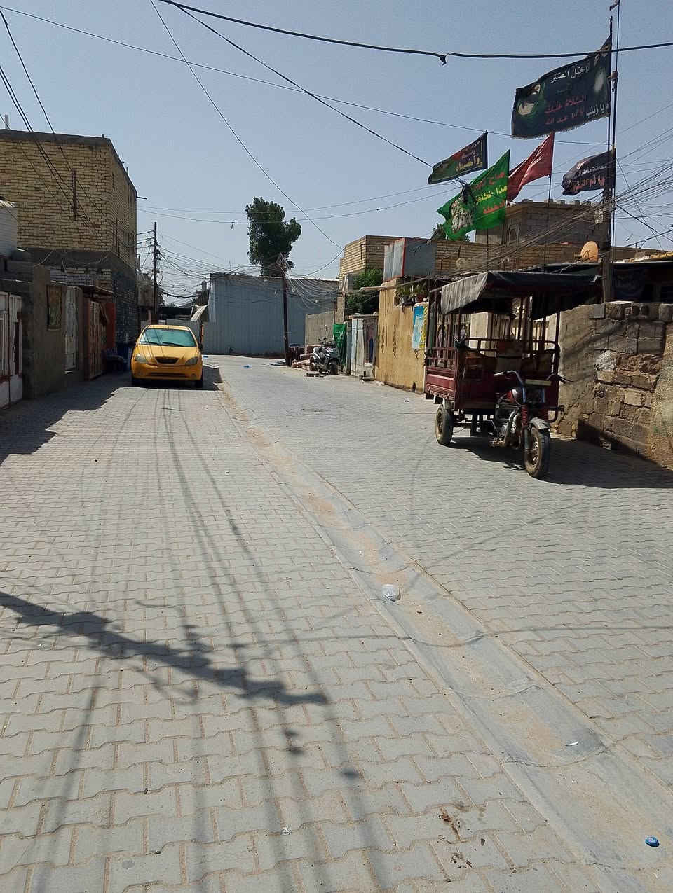 السلام عليكم قطعه للبيع مساحه 150متر للسفار ***********
