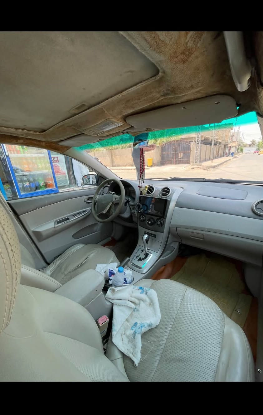 بي واي دي جي 3
محور گير و مكينة كورلا 1800
تبريد شغال 
‎راعيها بالفضليه و يريد تحويل 
بيع مستعجل السعر ٢٨ و بيها مجال 
مكان السياره ناصريه مركز
***********
