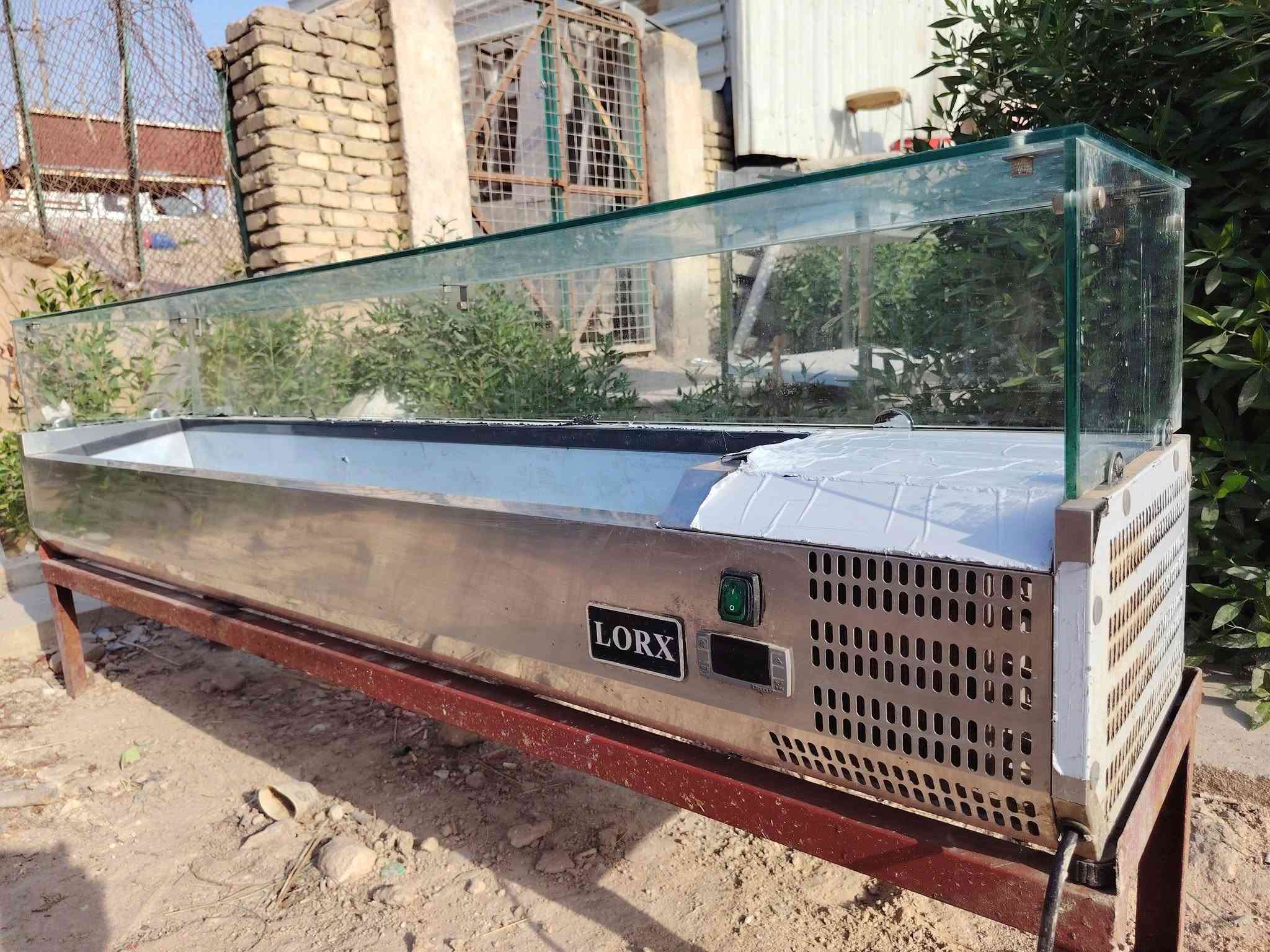 السلام عليكم اخوان عندي أغراض مطعم اكلات غربيه للبيع شرط النضافه استخدام اقل ٣ أشهر شاهد الله ملاحضه عندي شوايه كص ثنائيه ٦ عيون نضافه ٩٠وبالميه ماكدرت اصورهه عنوان الغراض 
السماوه قضاء الخضر
***********
